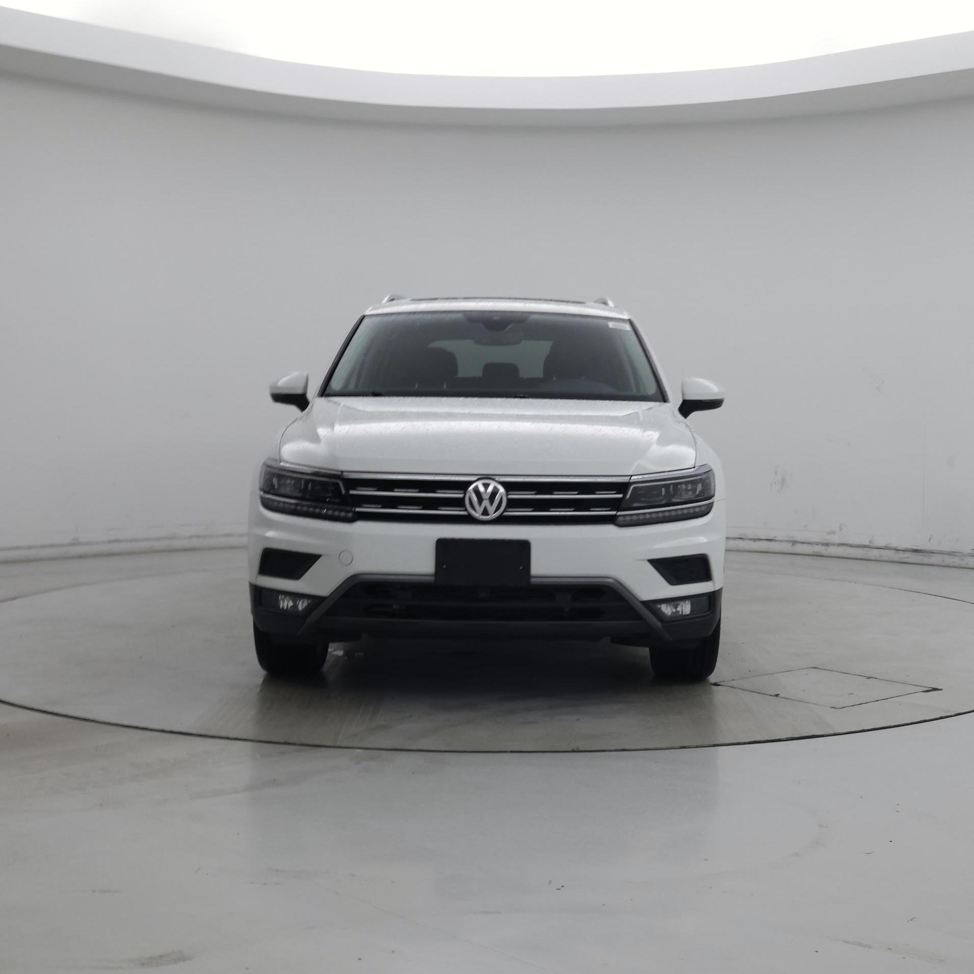 Thumbnail: 2018 Volkswagen Tiguan - 5