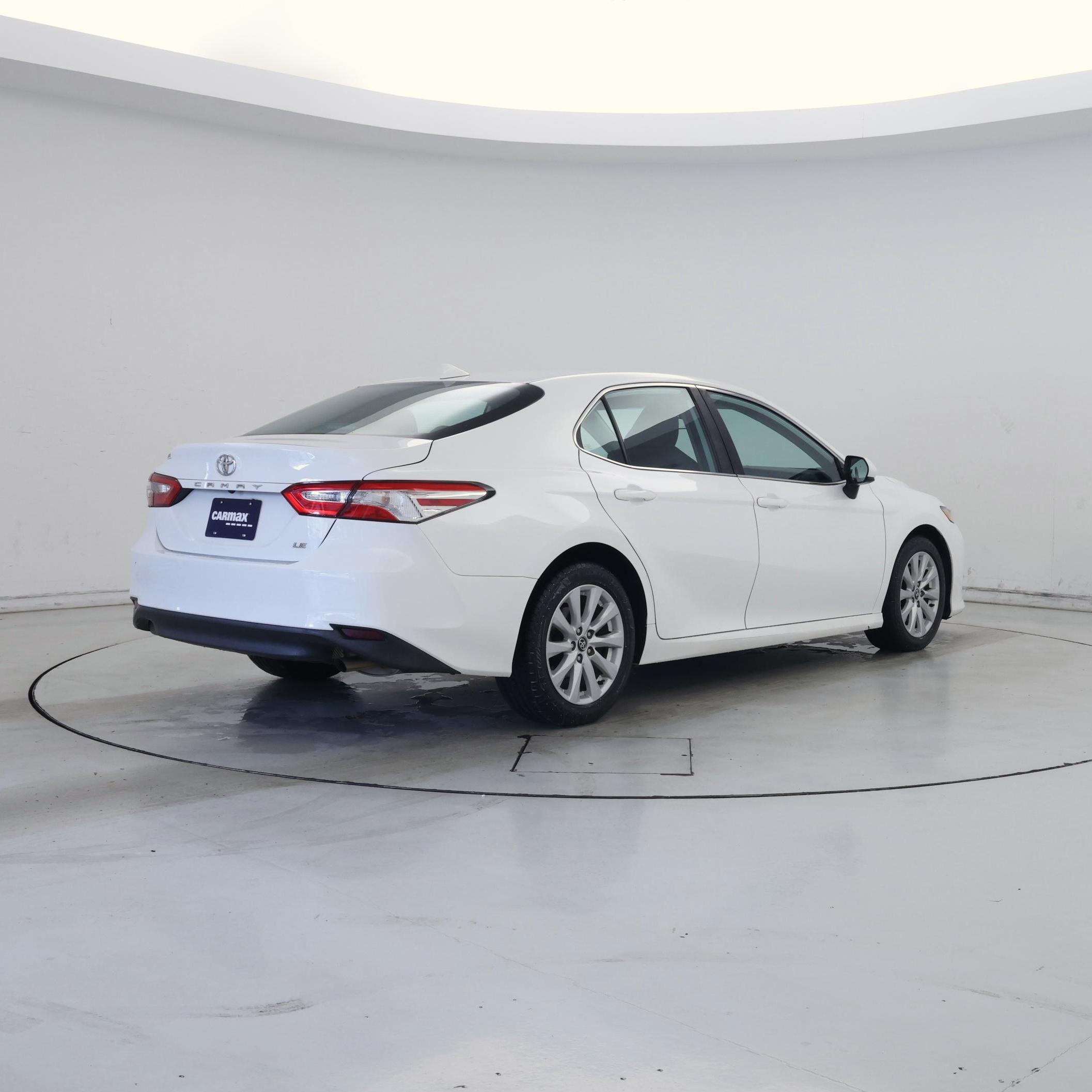 Thumbnail: 2020 Toyota Camry - 8