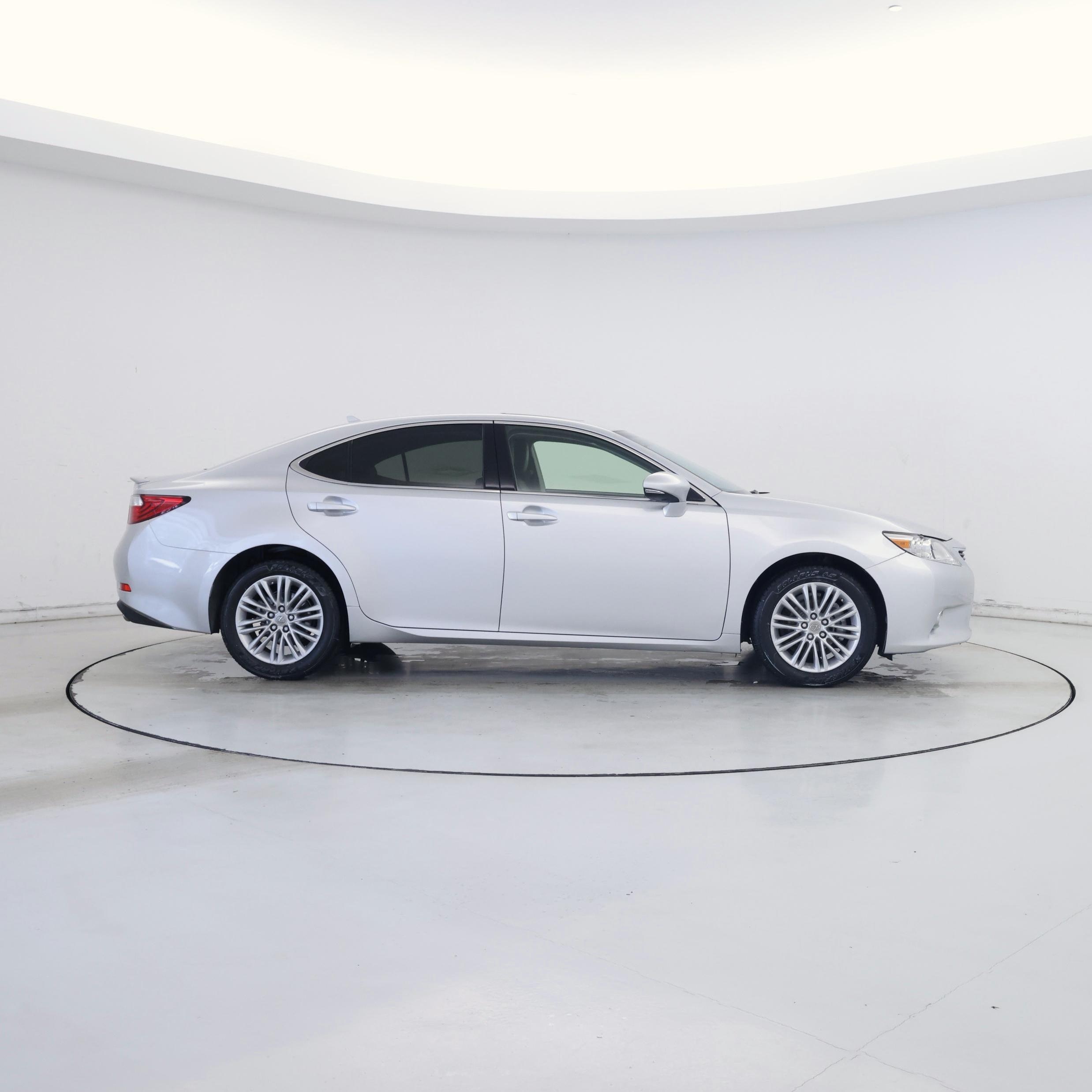 Thumbnail: 2014 Lexus ES - 7