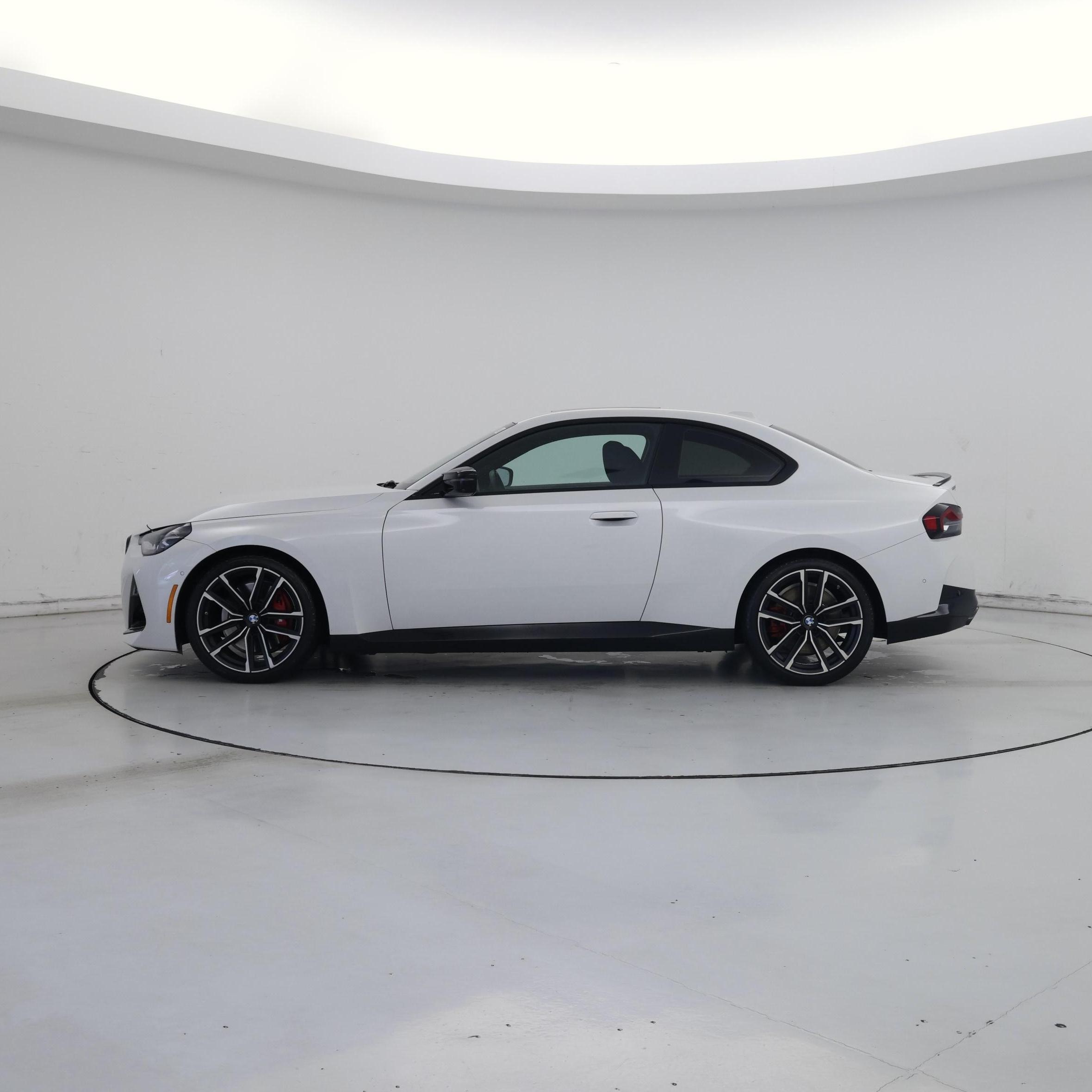 Thumbnail: 2024 BMW 2 Series - 3
