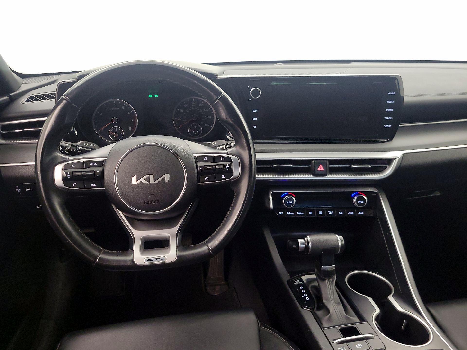 Thumbnail: 2023 Kia K5 - 10