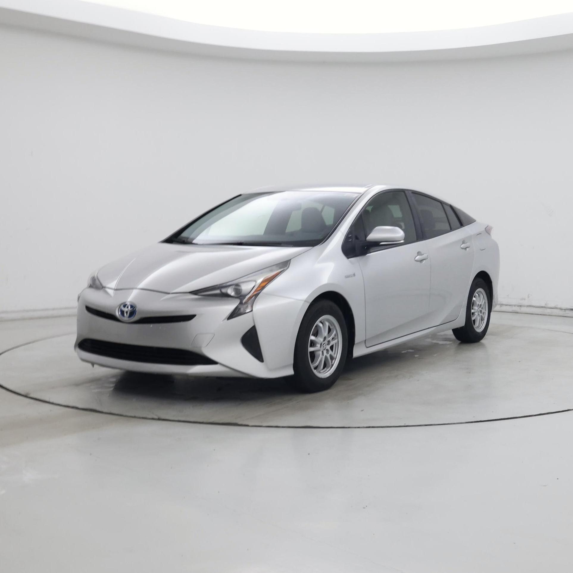 Thumbnail: 2016 Toyota Prius - 4