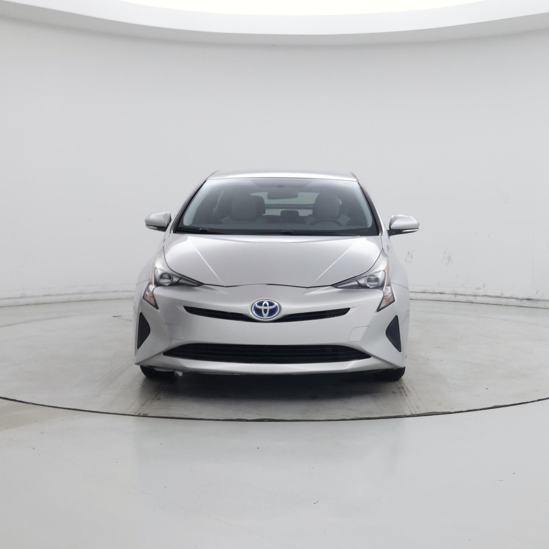 Thumbnail: 2016 Toyota Prius - 5