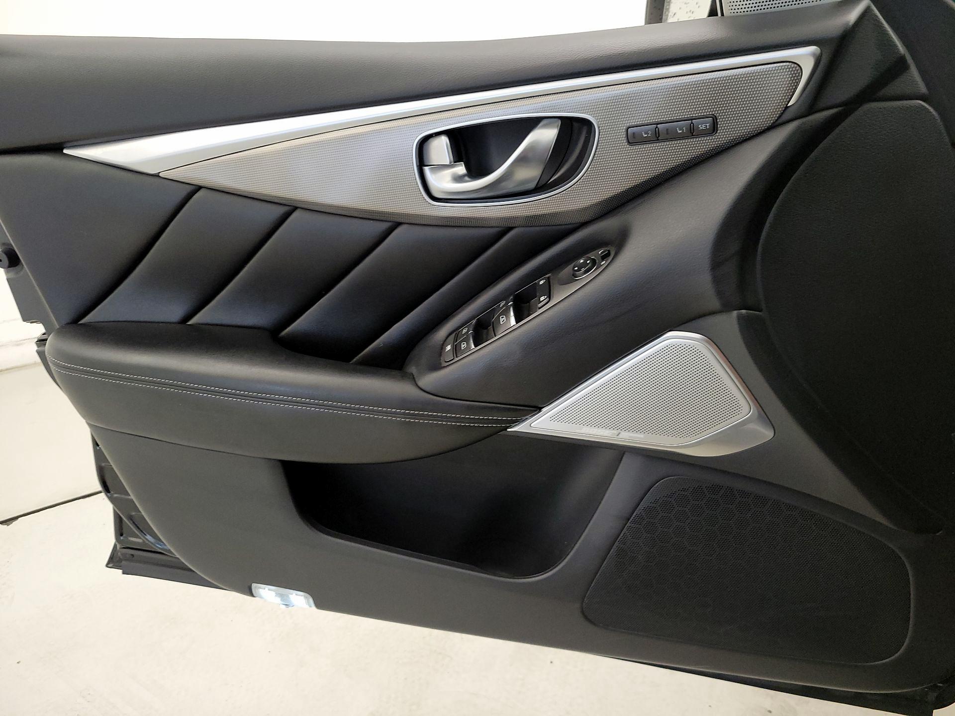 Thumbnail: 2019 INFINITI Q50 - 12