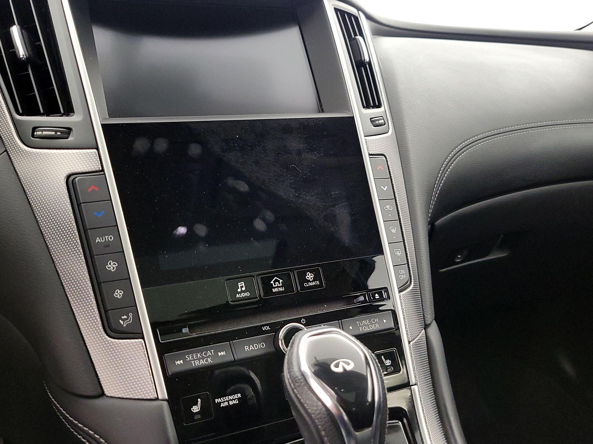Thumbnail: 2019 INFINITI Q50 - 17