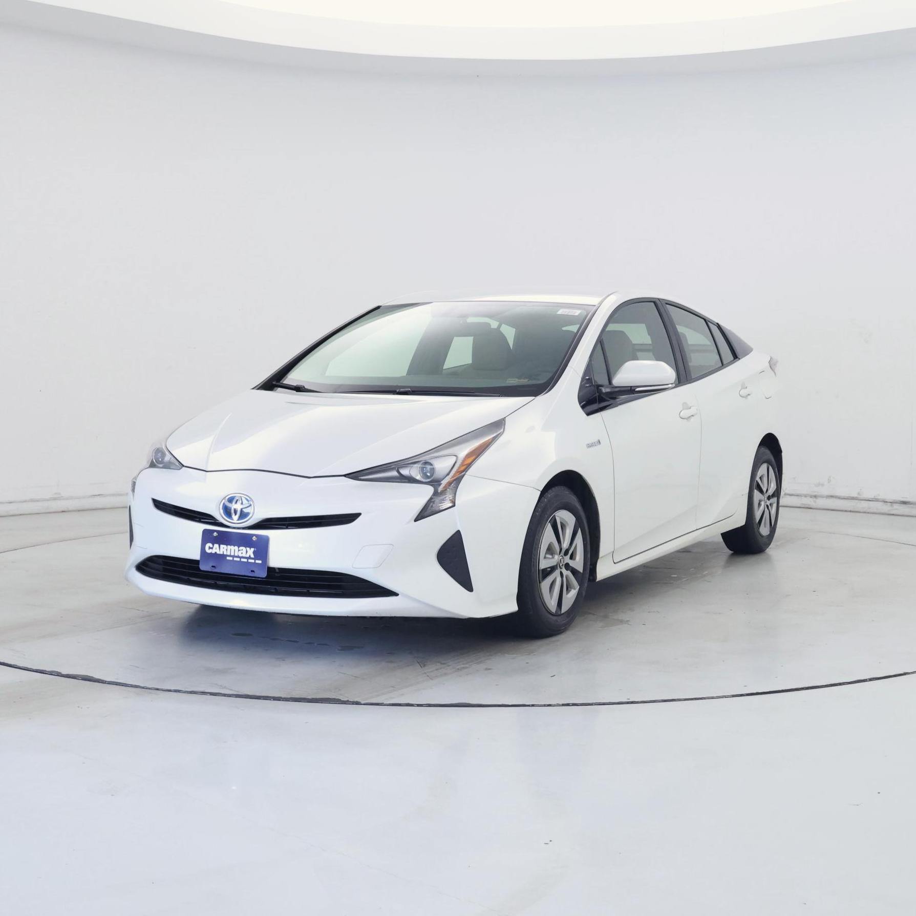 Thumbnail: 2016 Toyota Prius - 4