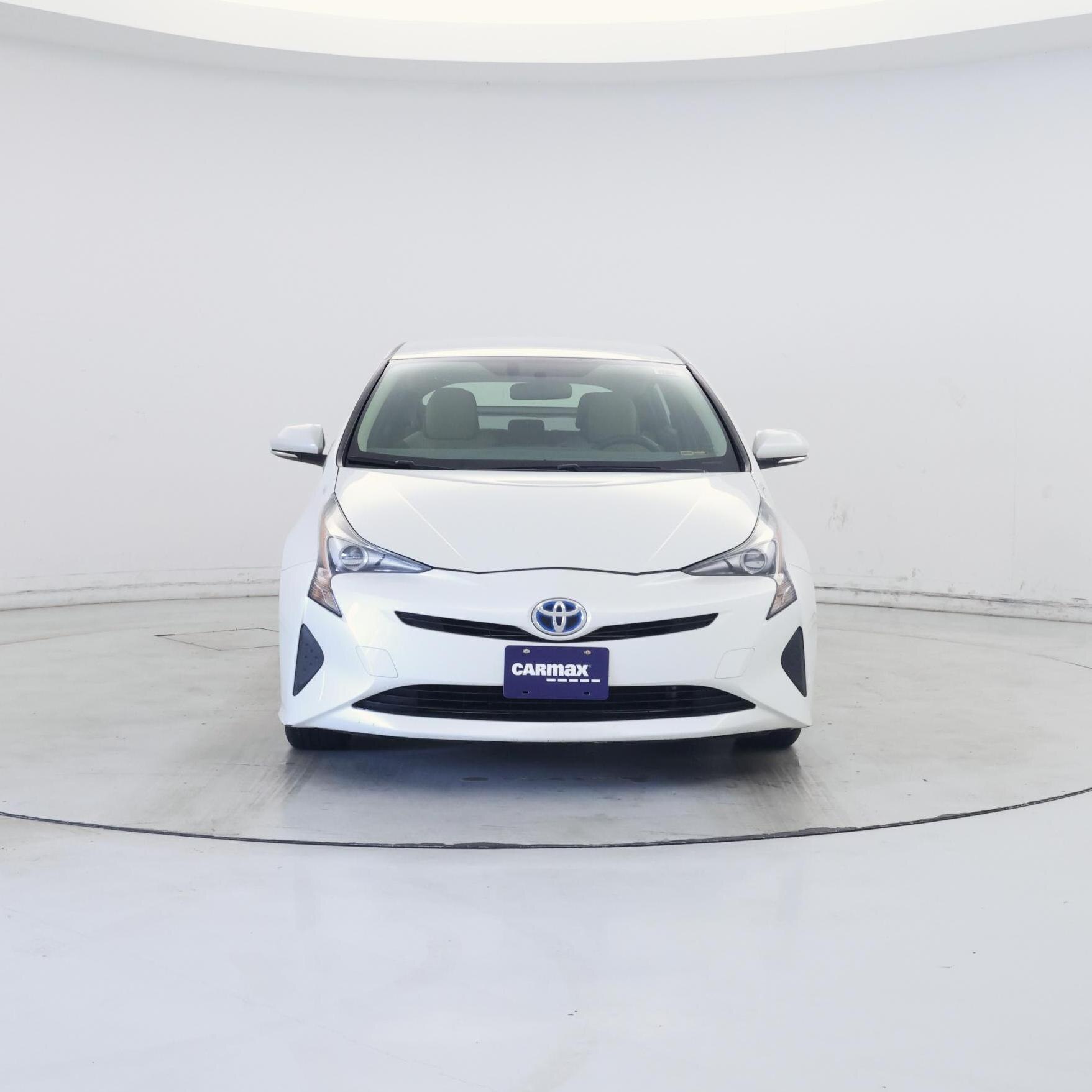 Thumbnail: 2016 Toyota Prius - 5