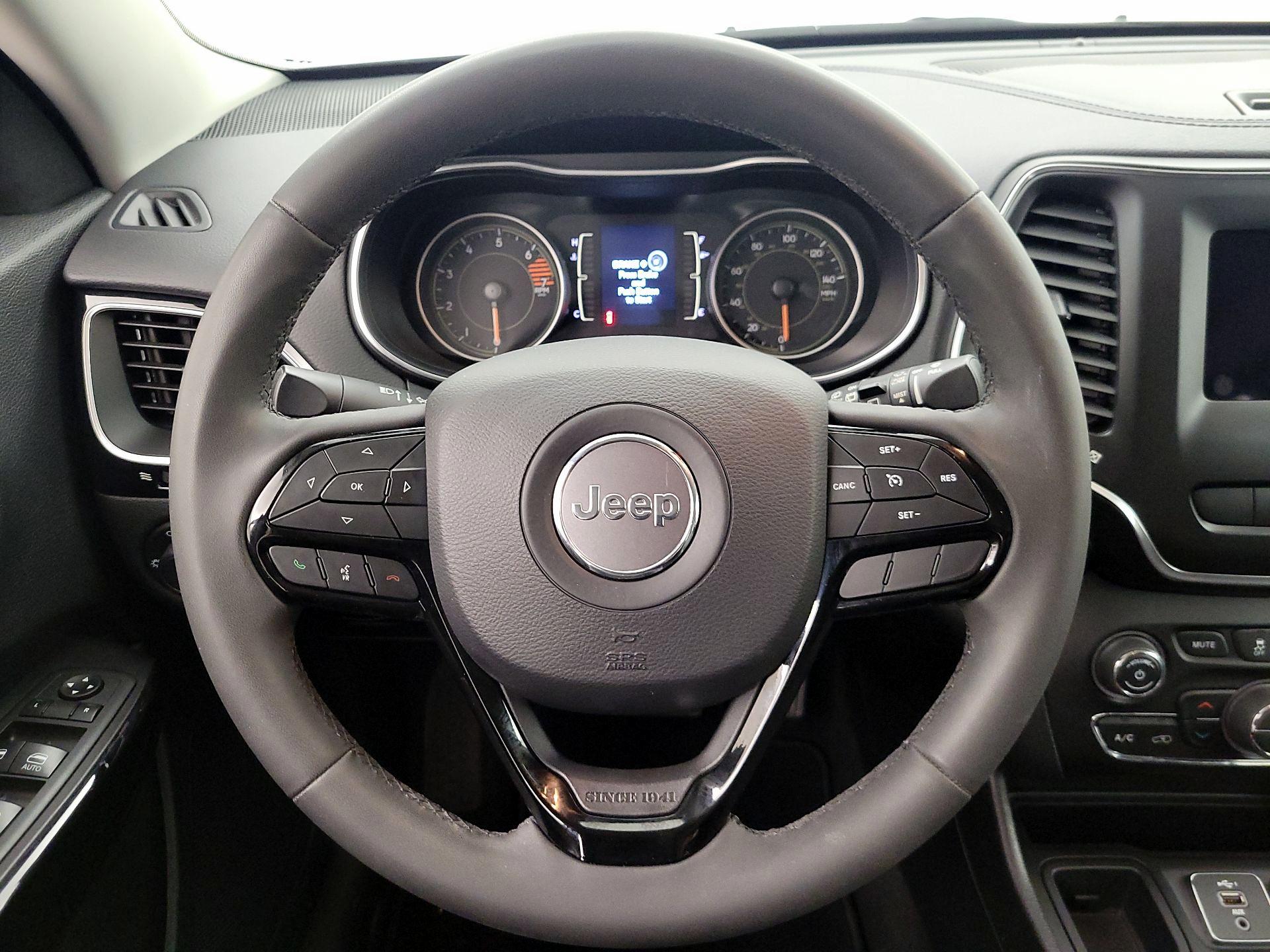 Thumbnail: 2020 Jeep Cherokee - 10