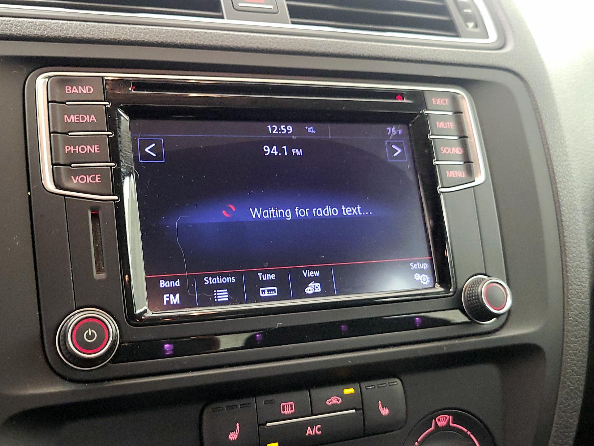 Thumbnail: 2016 Volkswagen Jetta - 15