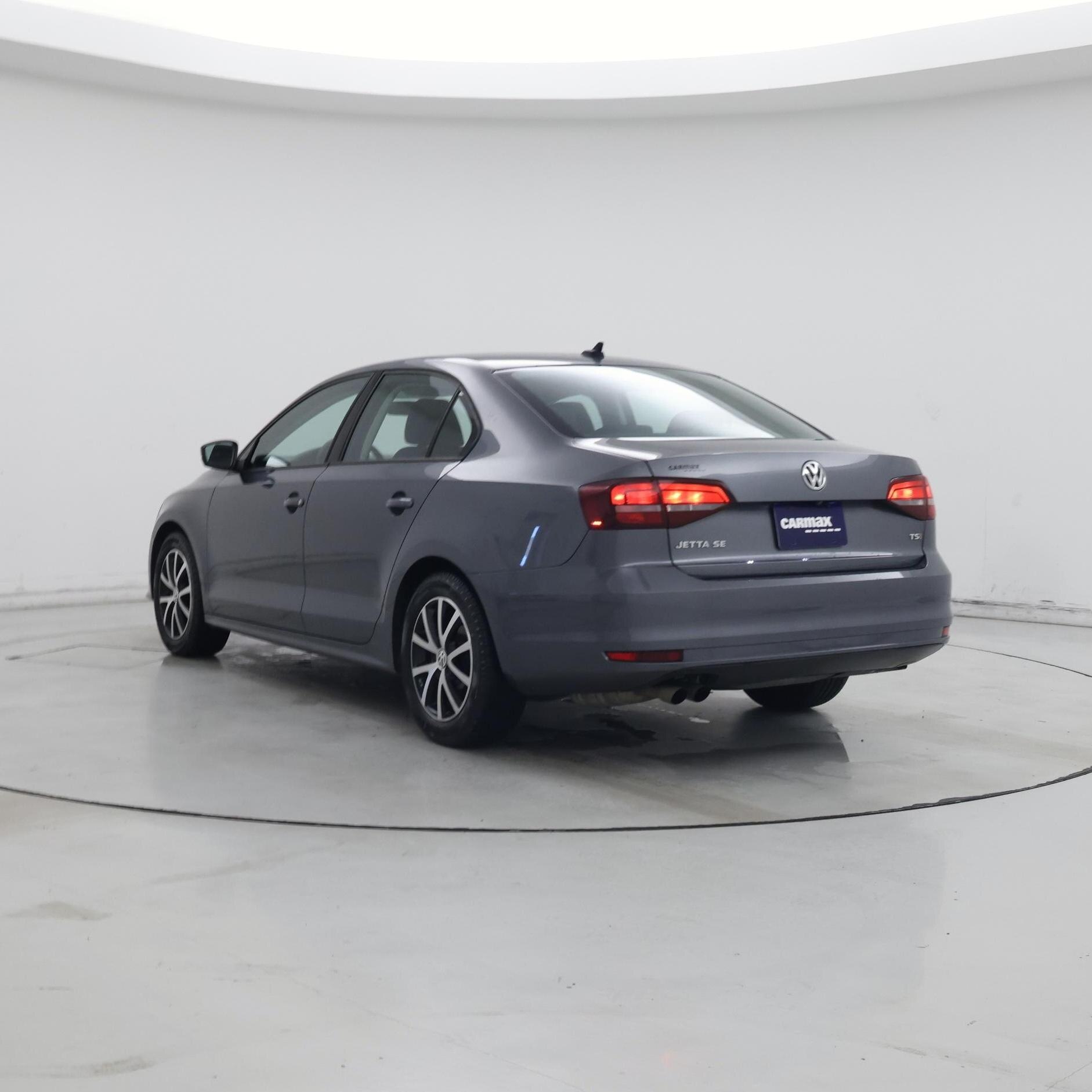 Thumbnail: 2016 Volkswagen Jetta - 2