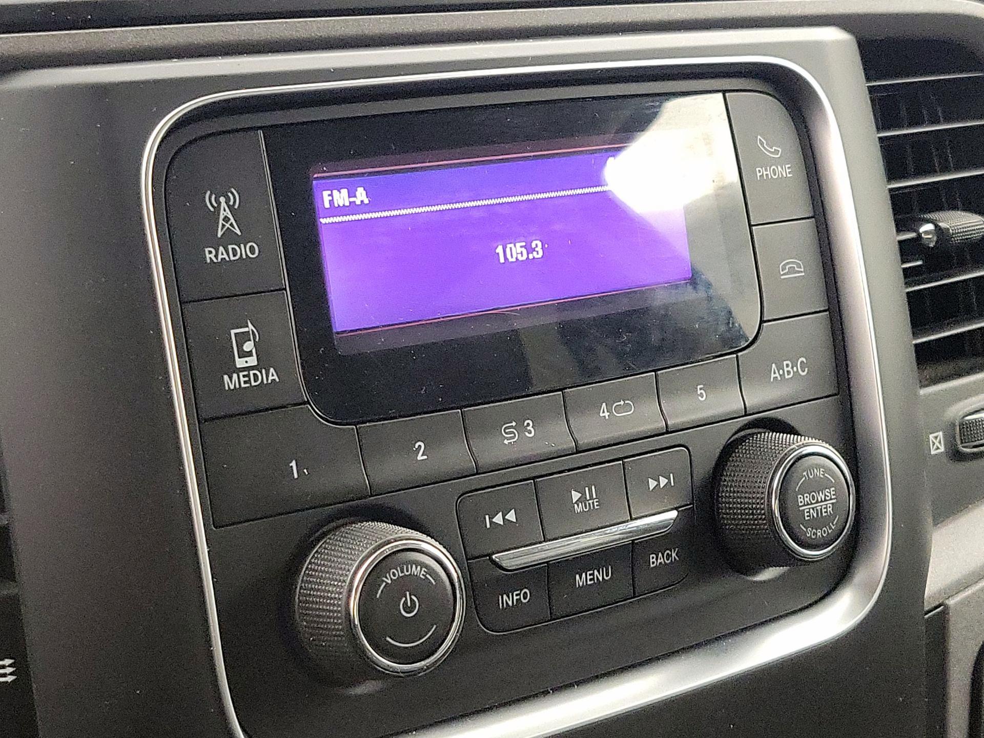 Thumbnail: 2020 RAM 1500 Classic - 15