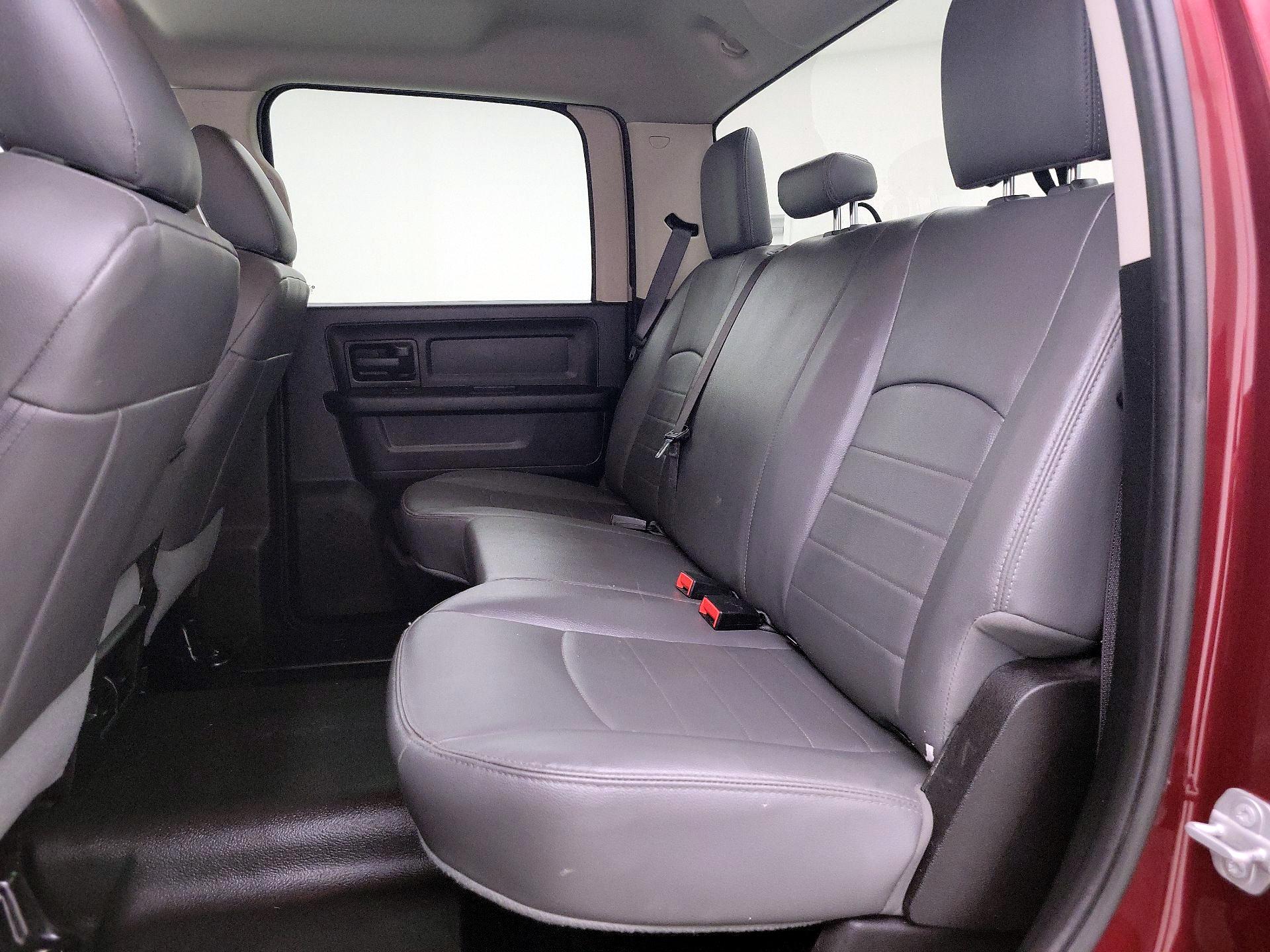 Thumbnail: 2020 RAM 1500 Classic - 19