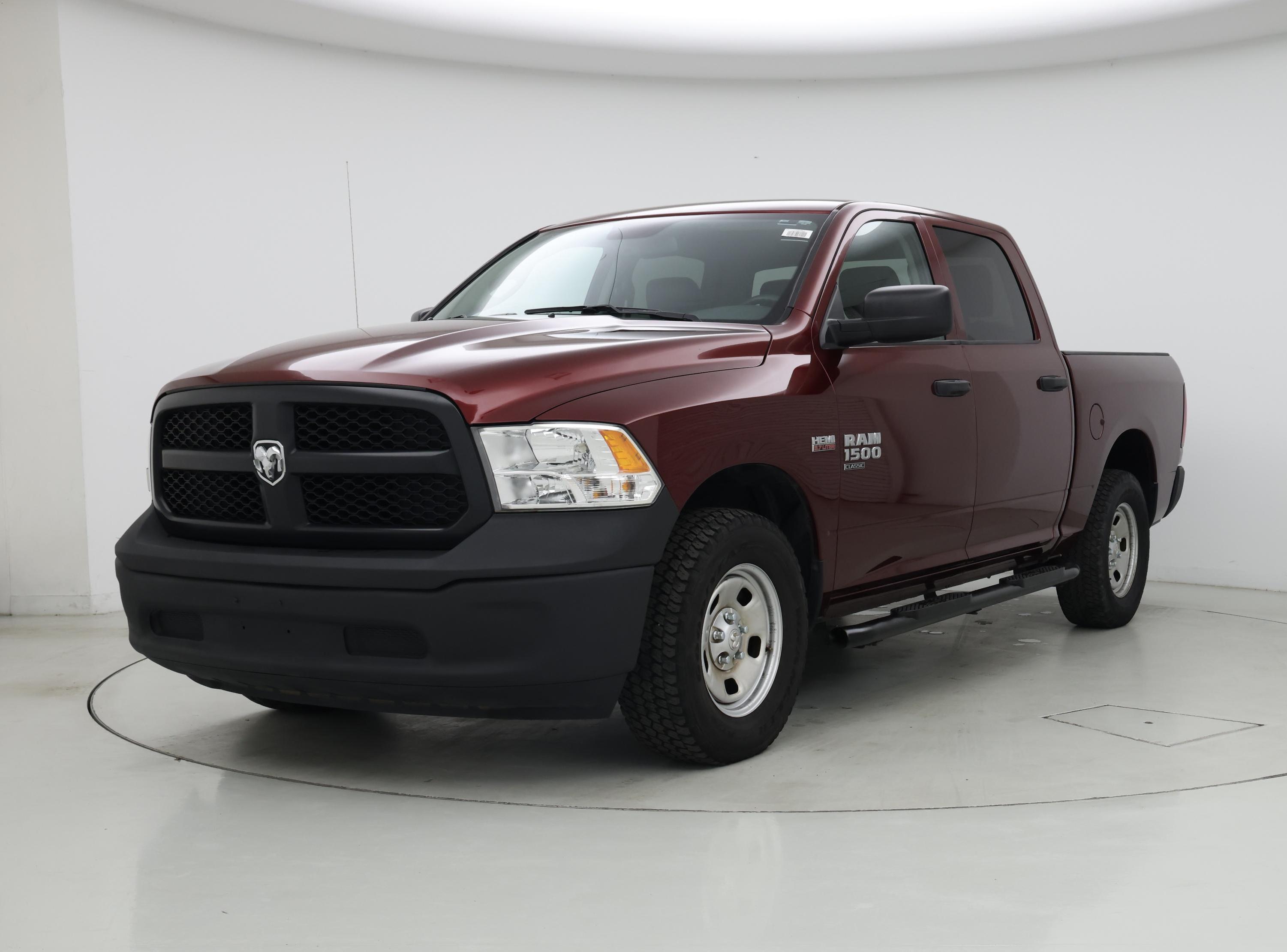 Thumbnail: 2020 RAM 1500 Classic - 4