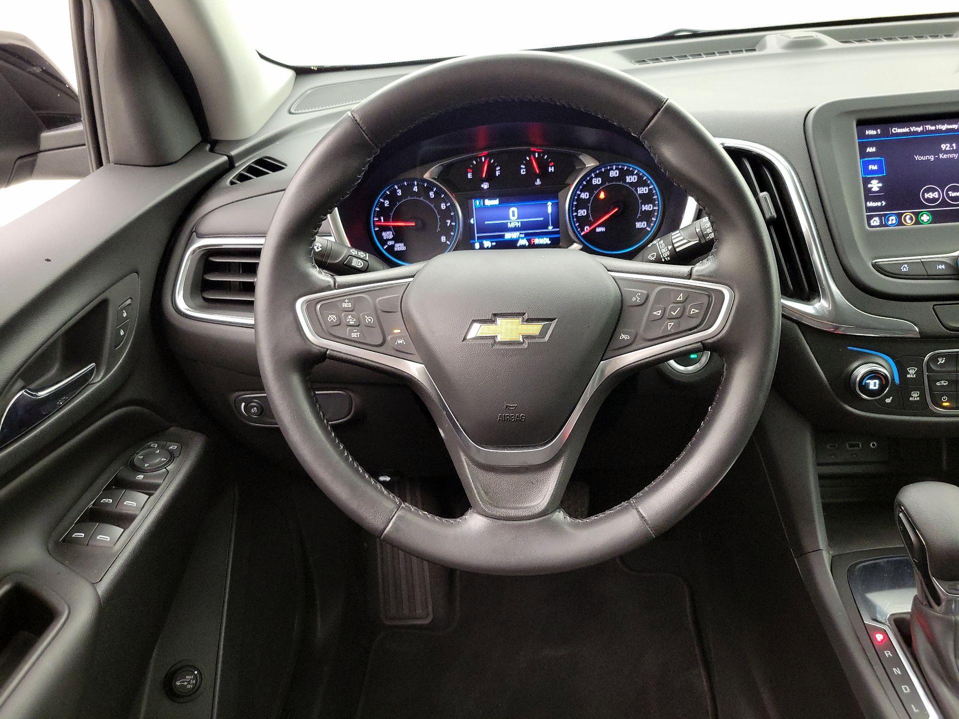 Thumbnail: 2022 Chevrolet Equinox - 10