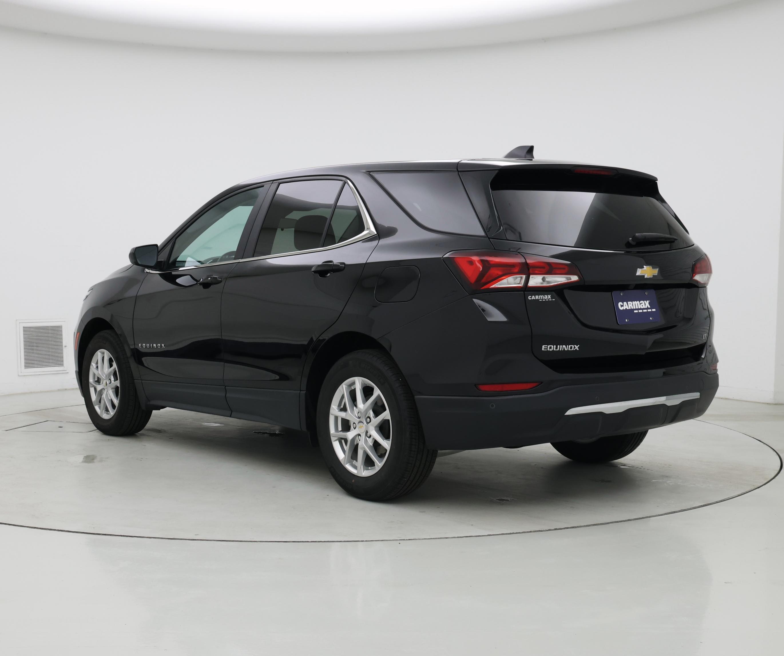 Thumbnail: 2022 Chevrolet Equinox - 2