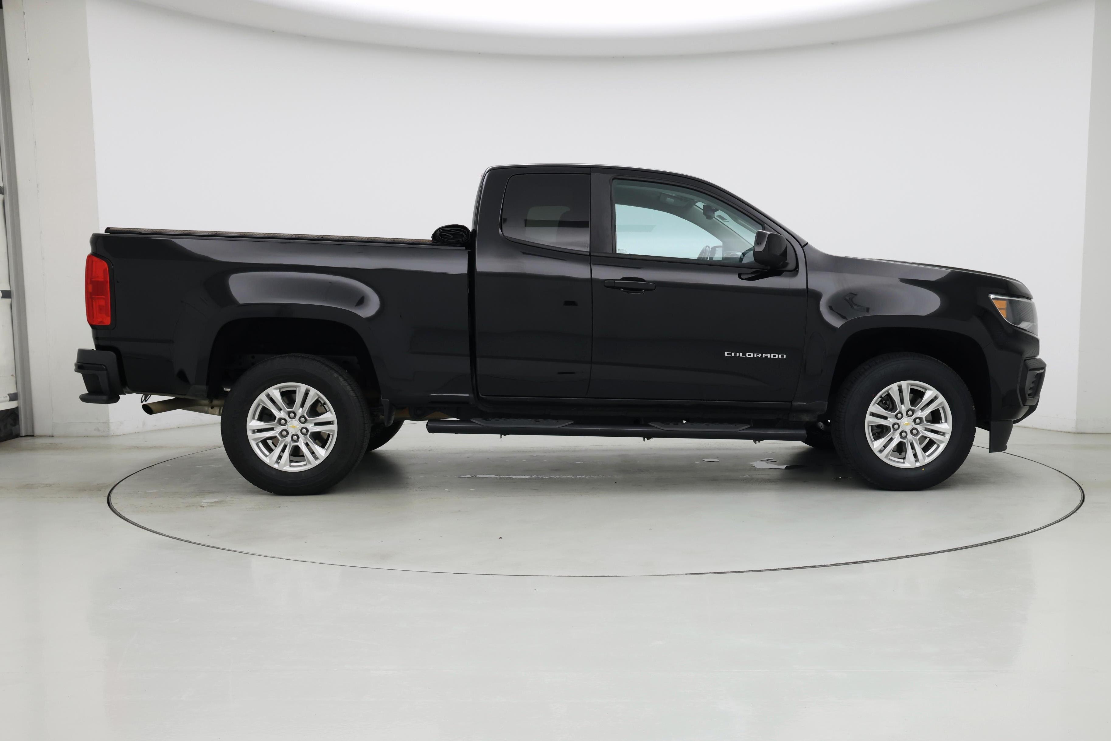 Thumbnail: 2021 Chevrolet Colorado - 7
