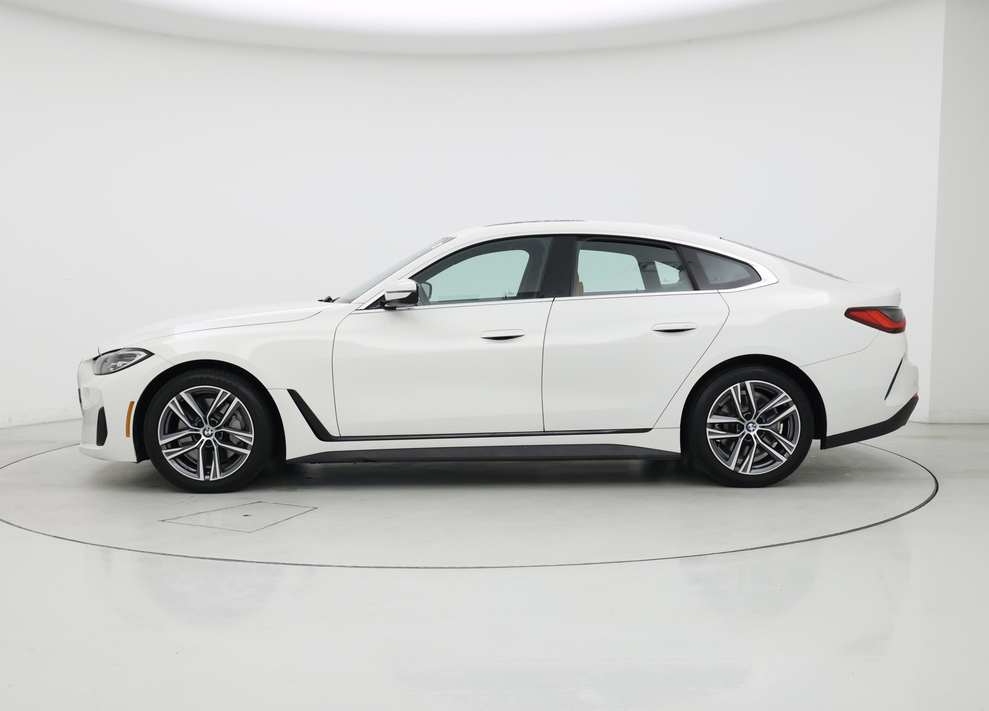 Thumbnail: 2022 BMW 4 Series - 3