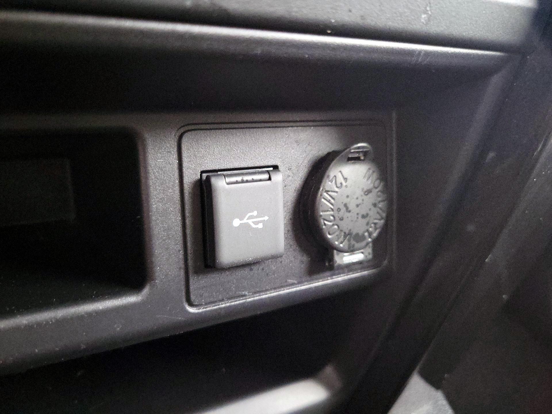 Thumbnail: 2021 Toyota 4Runner - 18