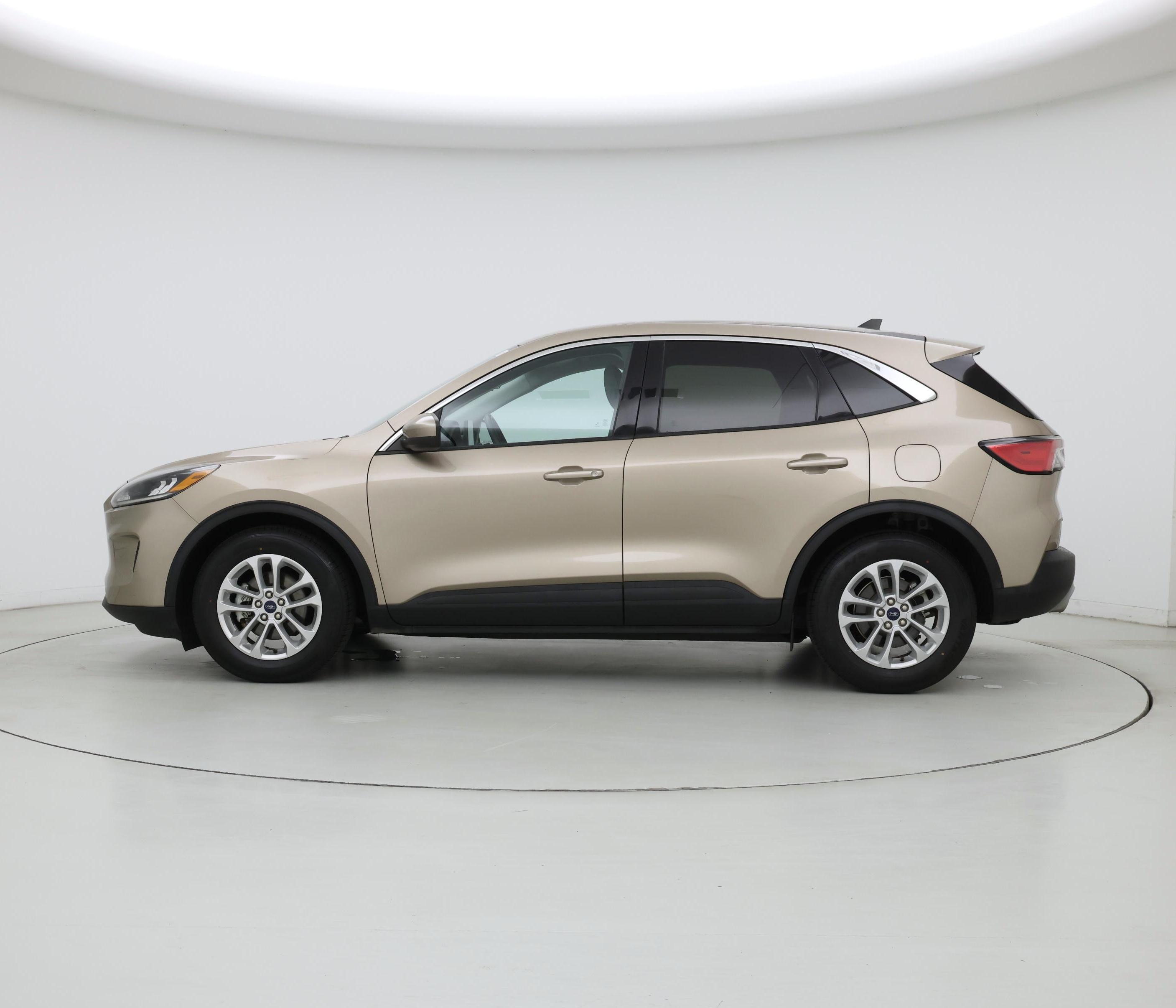 Thumbnail: 2021 Ford Escape - 3