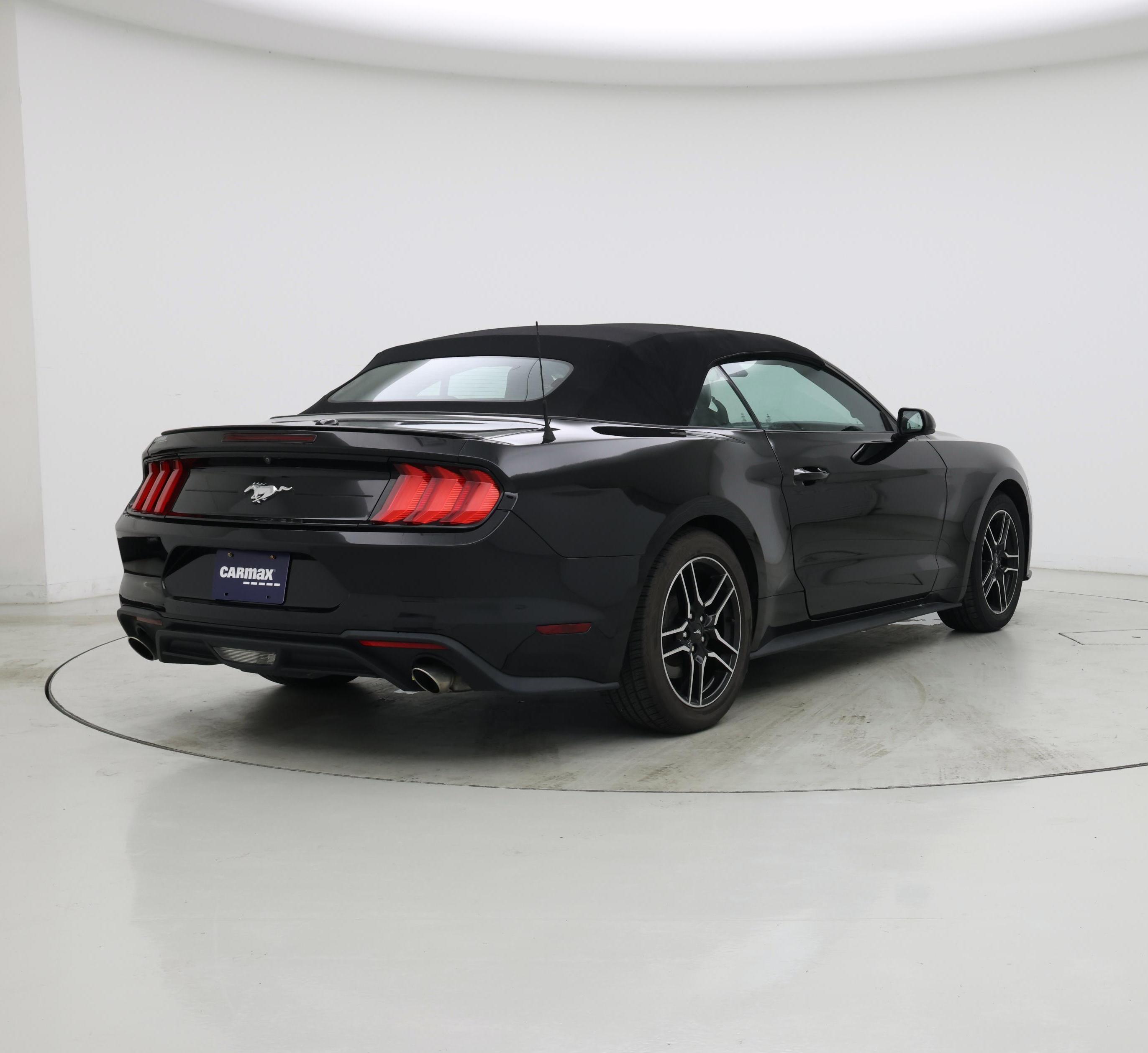 Thumbnail: 2022 Ford Mustang - 8