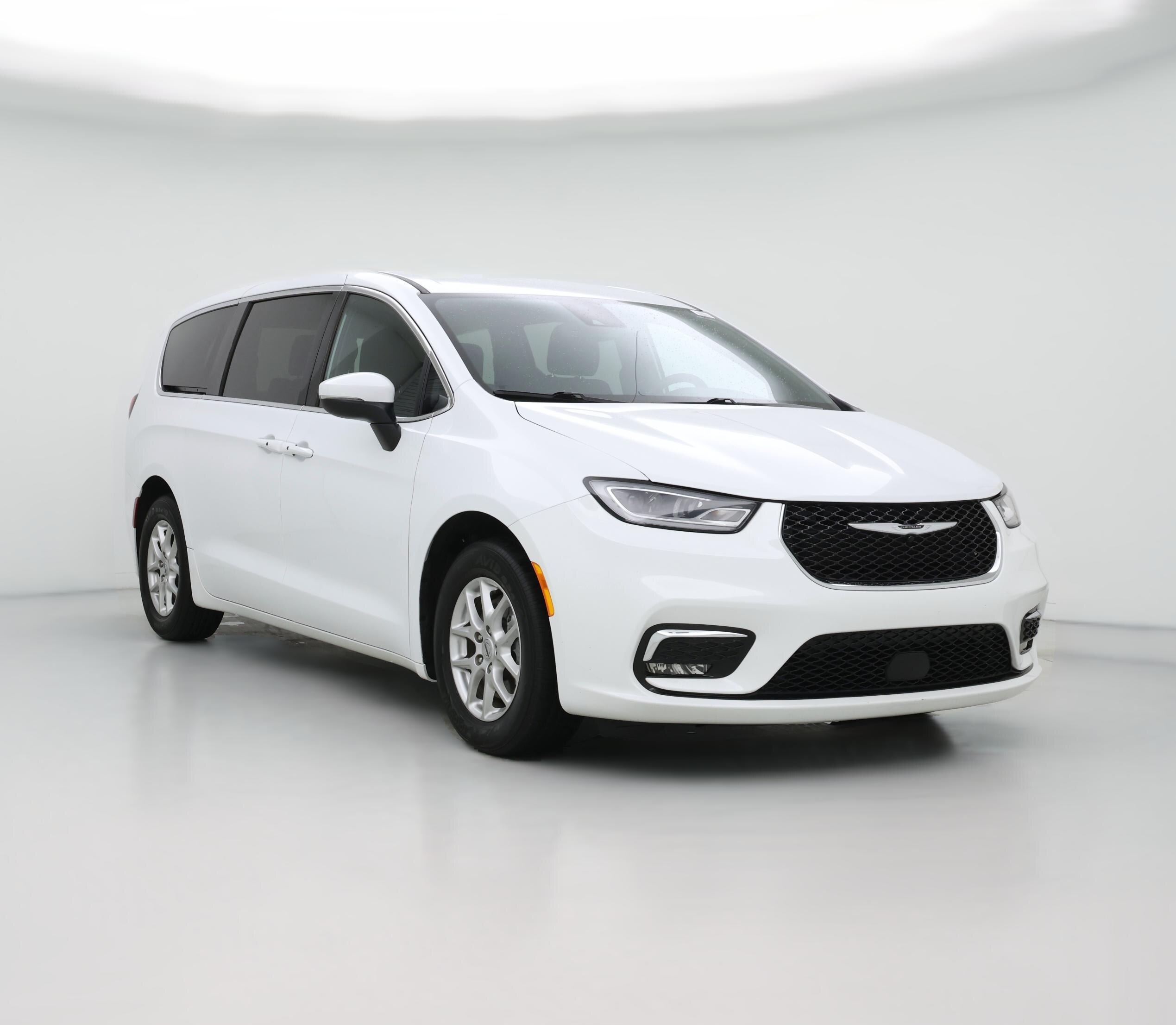 Thumbnail: 2023 Chrysler Pacifica - 1