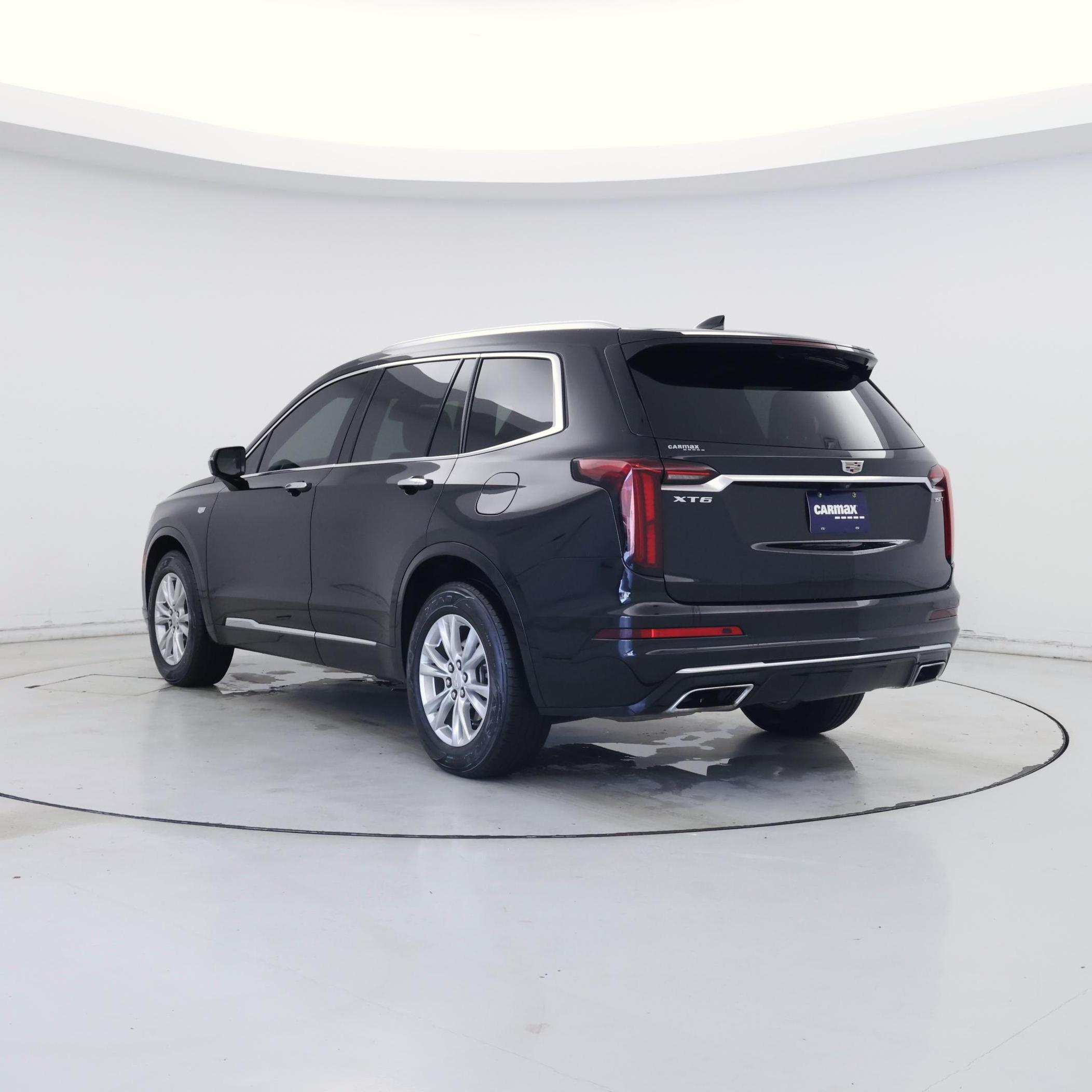 Thumbnail: 2022 Cadillac XT6 - 2
