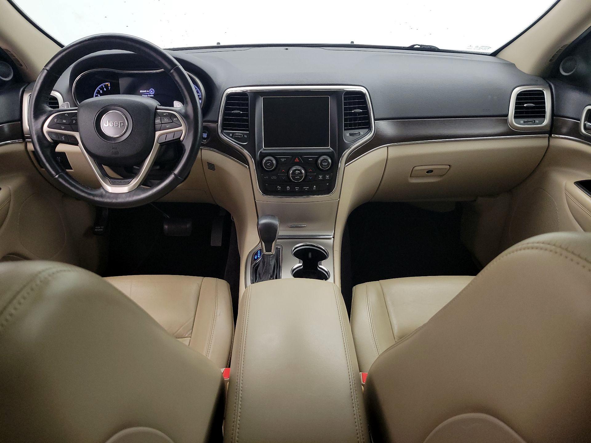Thumbnail: 2017 Jeep Grand Cherokee - 9