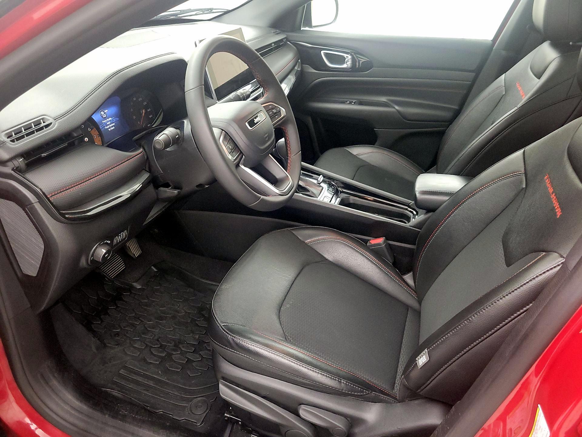 Thumbnail: 2023 Jeep Compass - 11