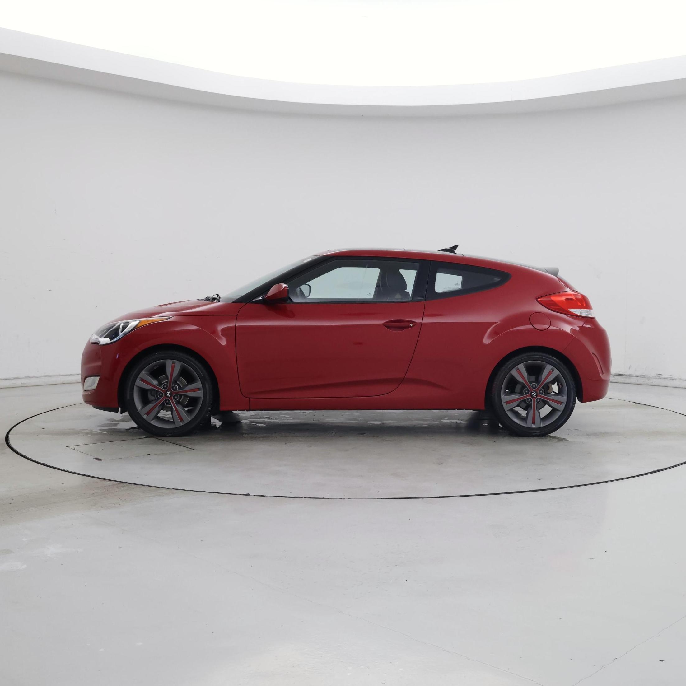 Thumbnail: 2016 Hyundai Veloster - 3