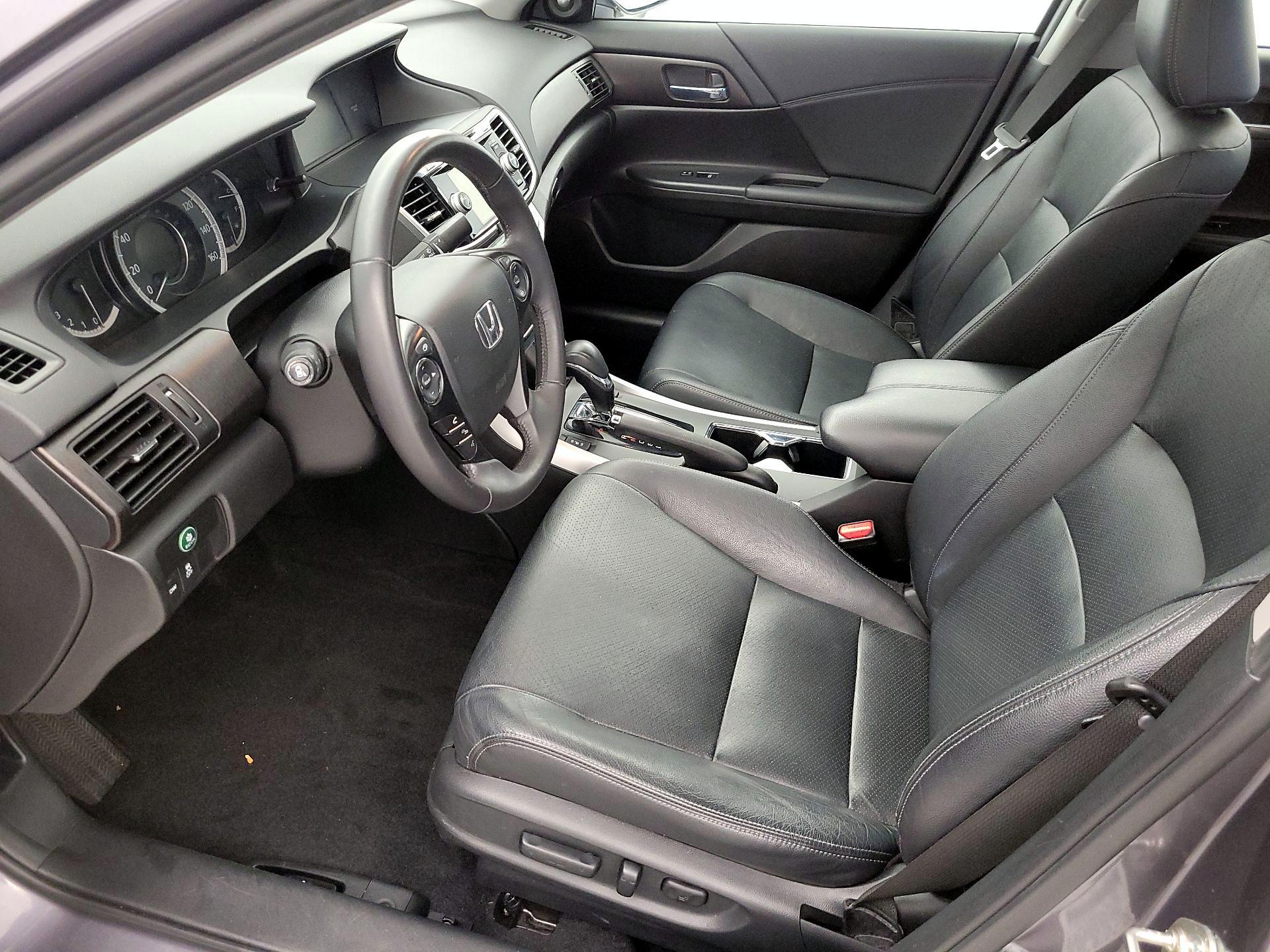 Thumbnail: 2015 Honda Accord - 11