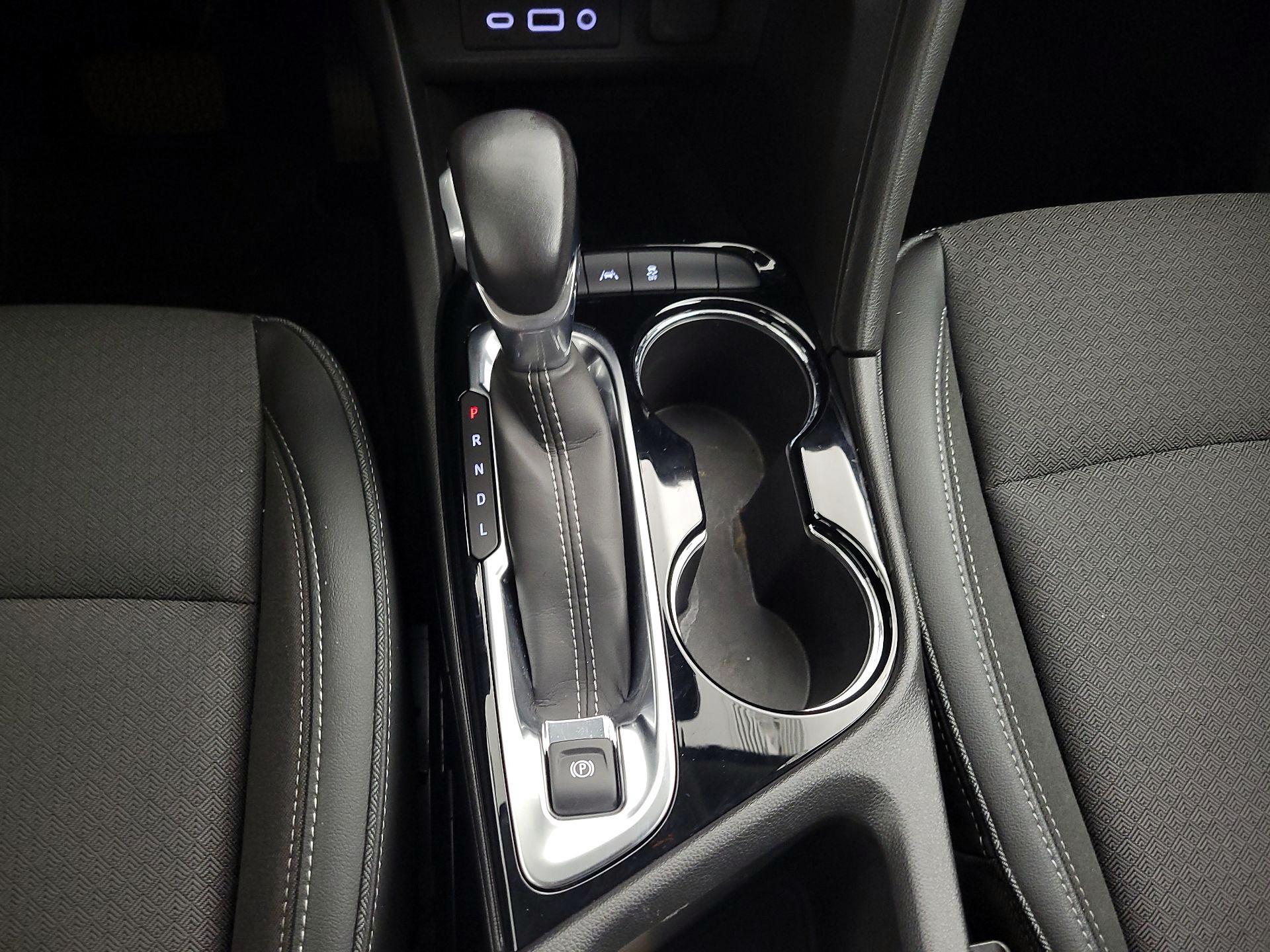 Thumbnail: 2021 Buick Encore GX - 17