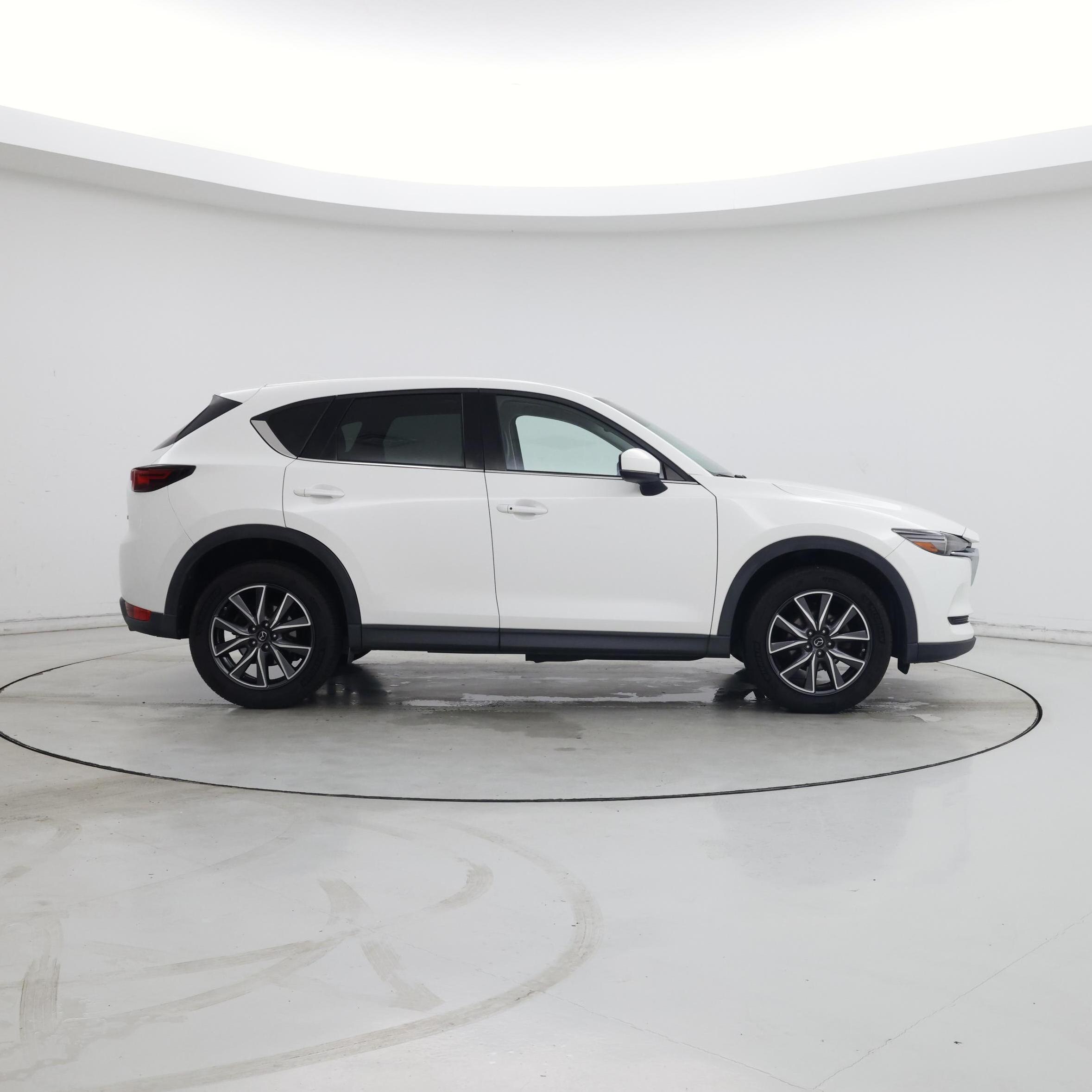 Thumbnail: 2017 Mazda CX-5 - 7