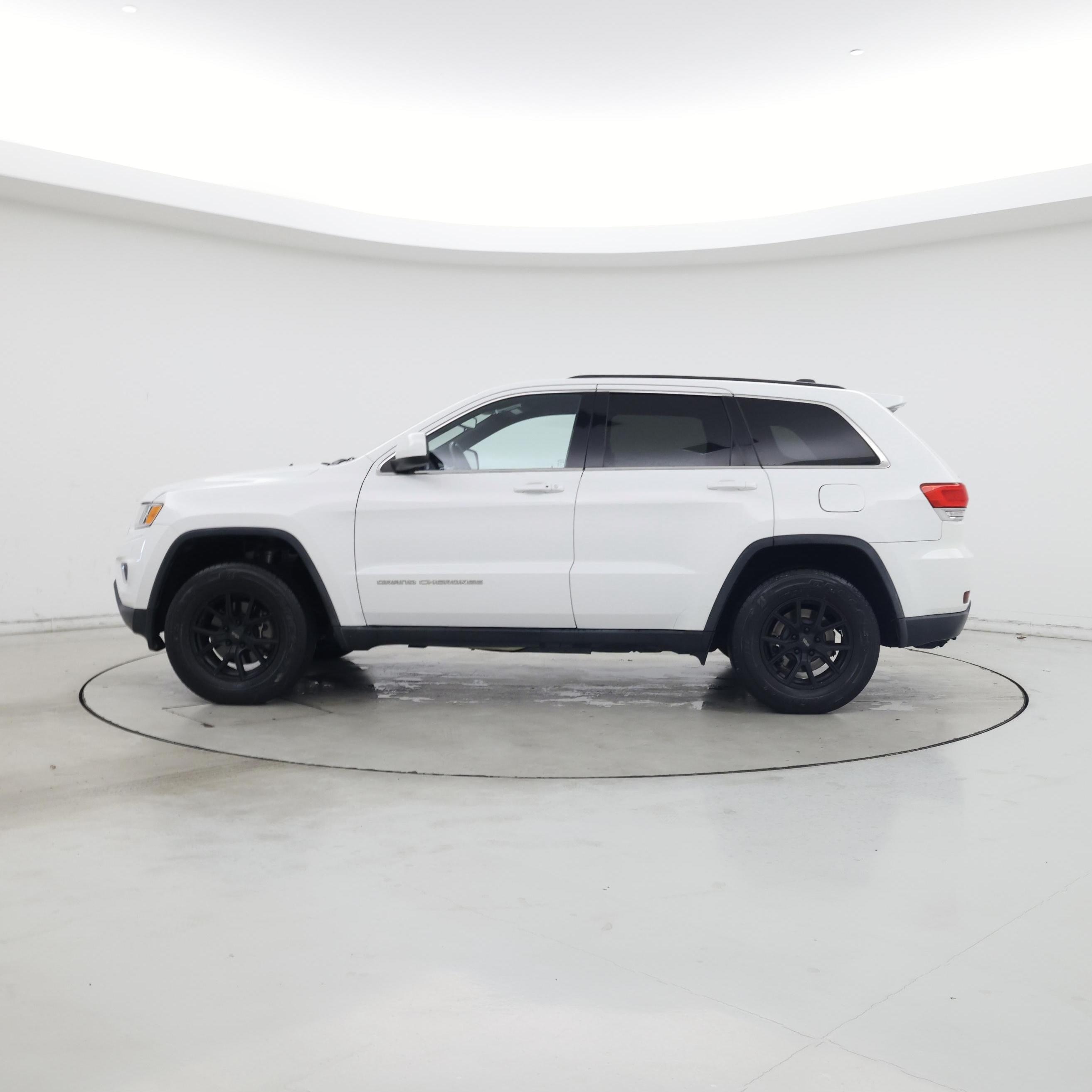 Thumbnail: 2015 Jeep Grand Cherokee - 3