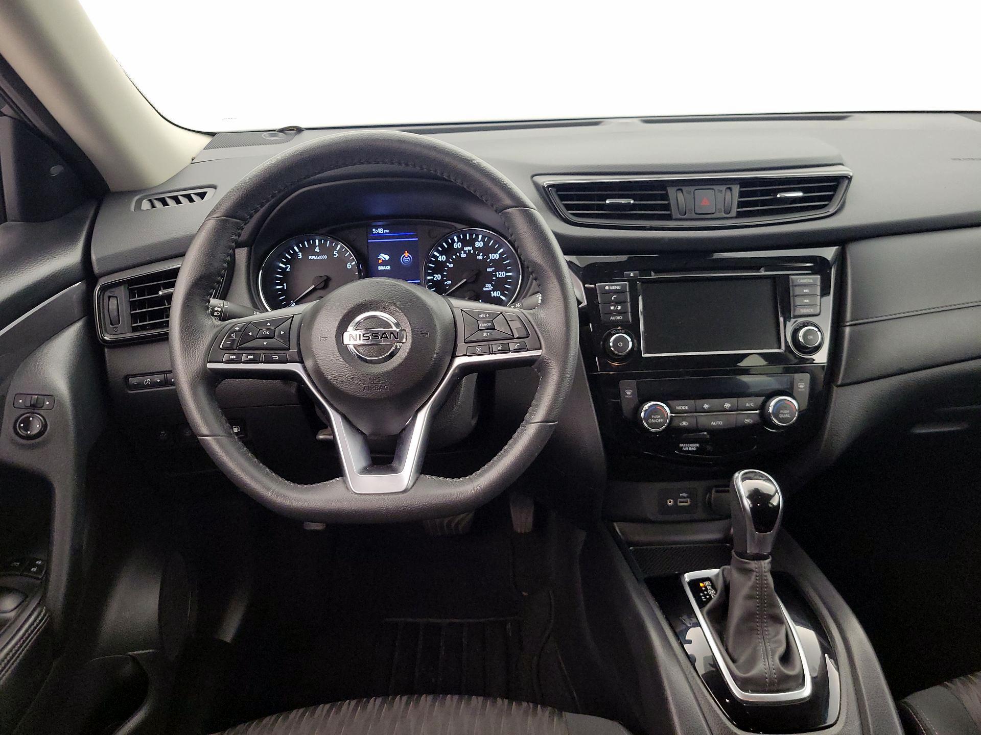 Thumbnail: 2020 Nissan Rogue - 10