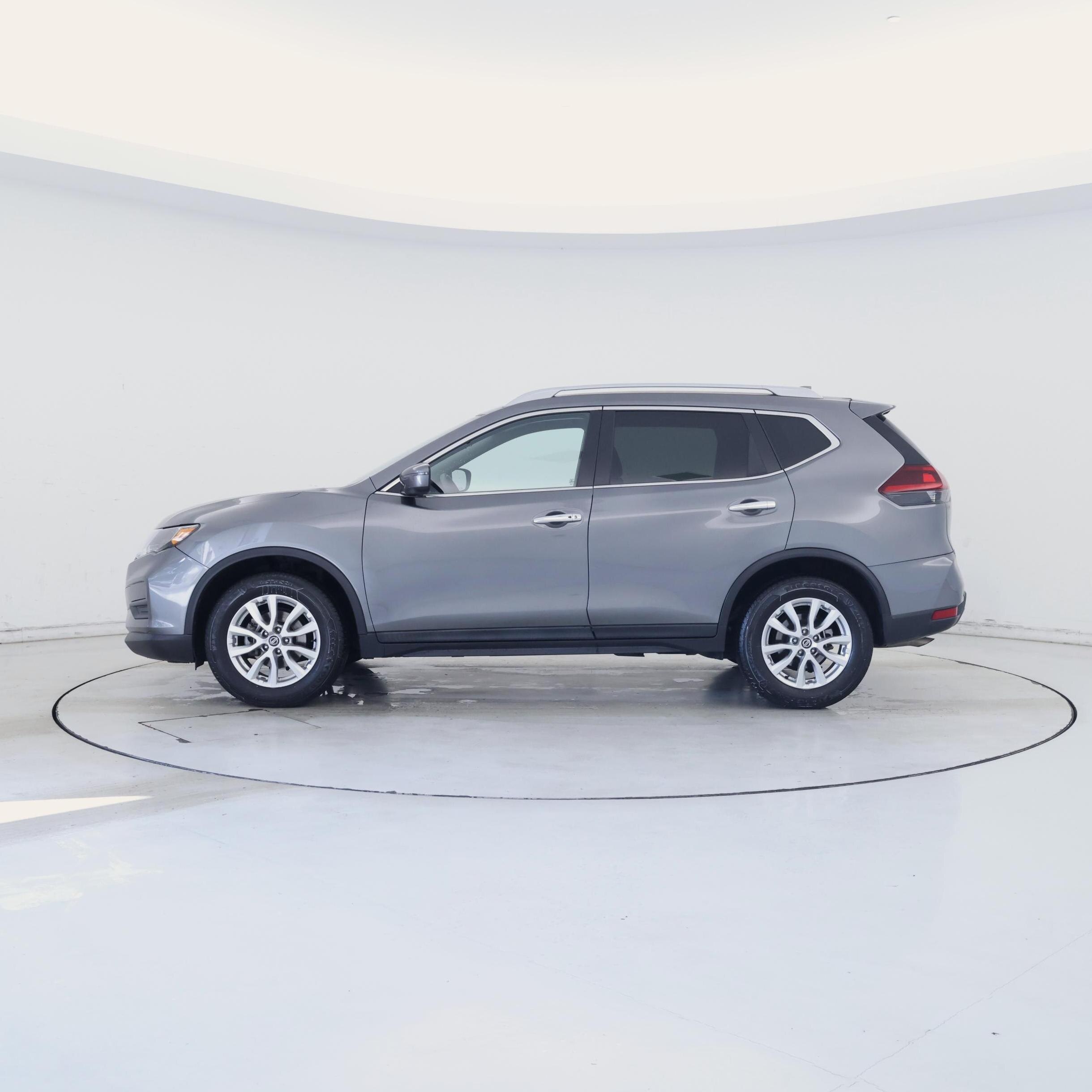 Thumbnail: 2020 Nissan Rogue - 3
