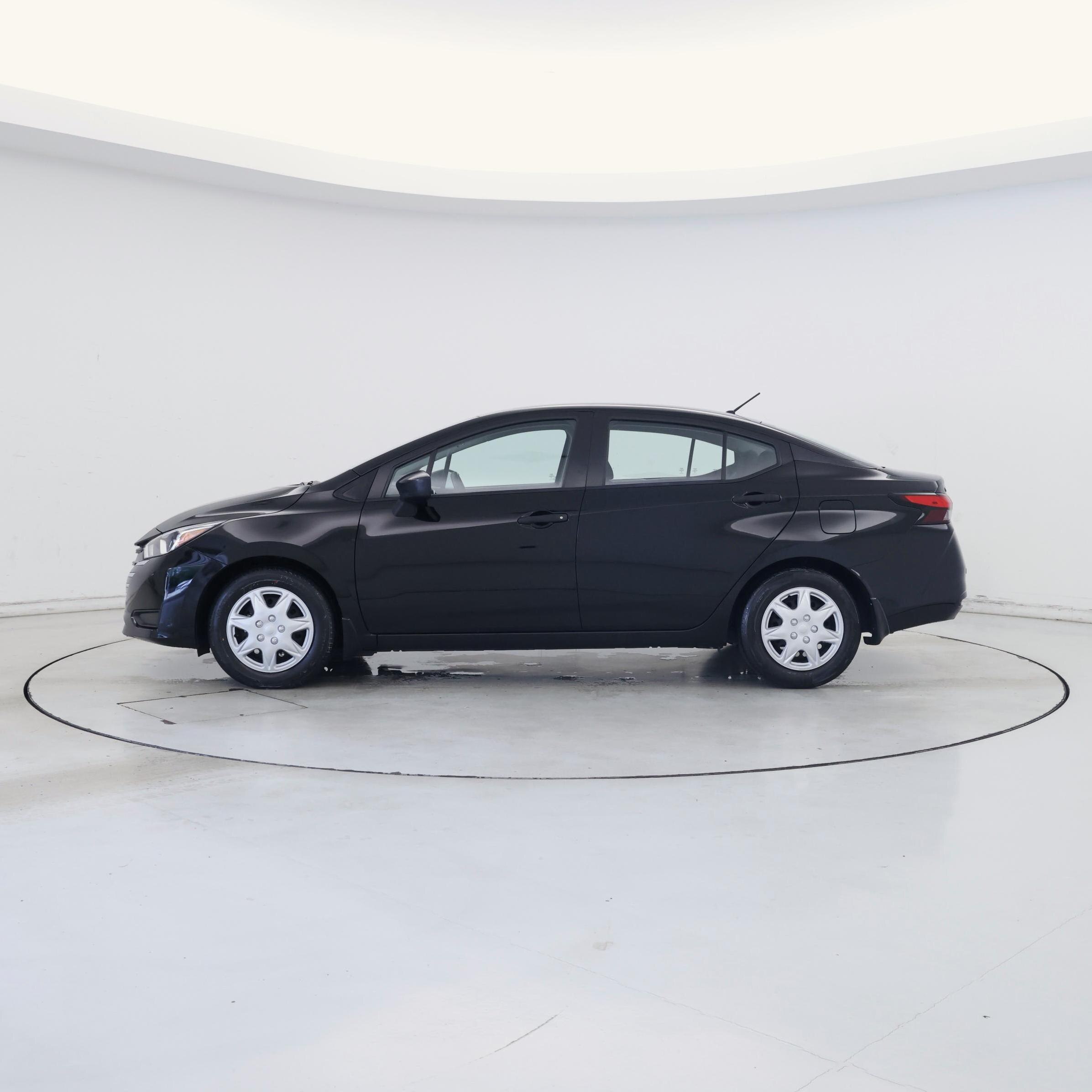 Thumbnail: 2023 Nissan Versa - 3