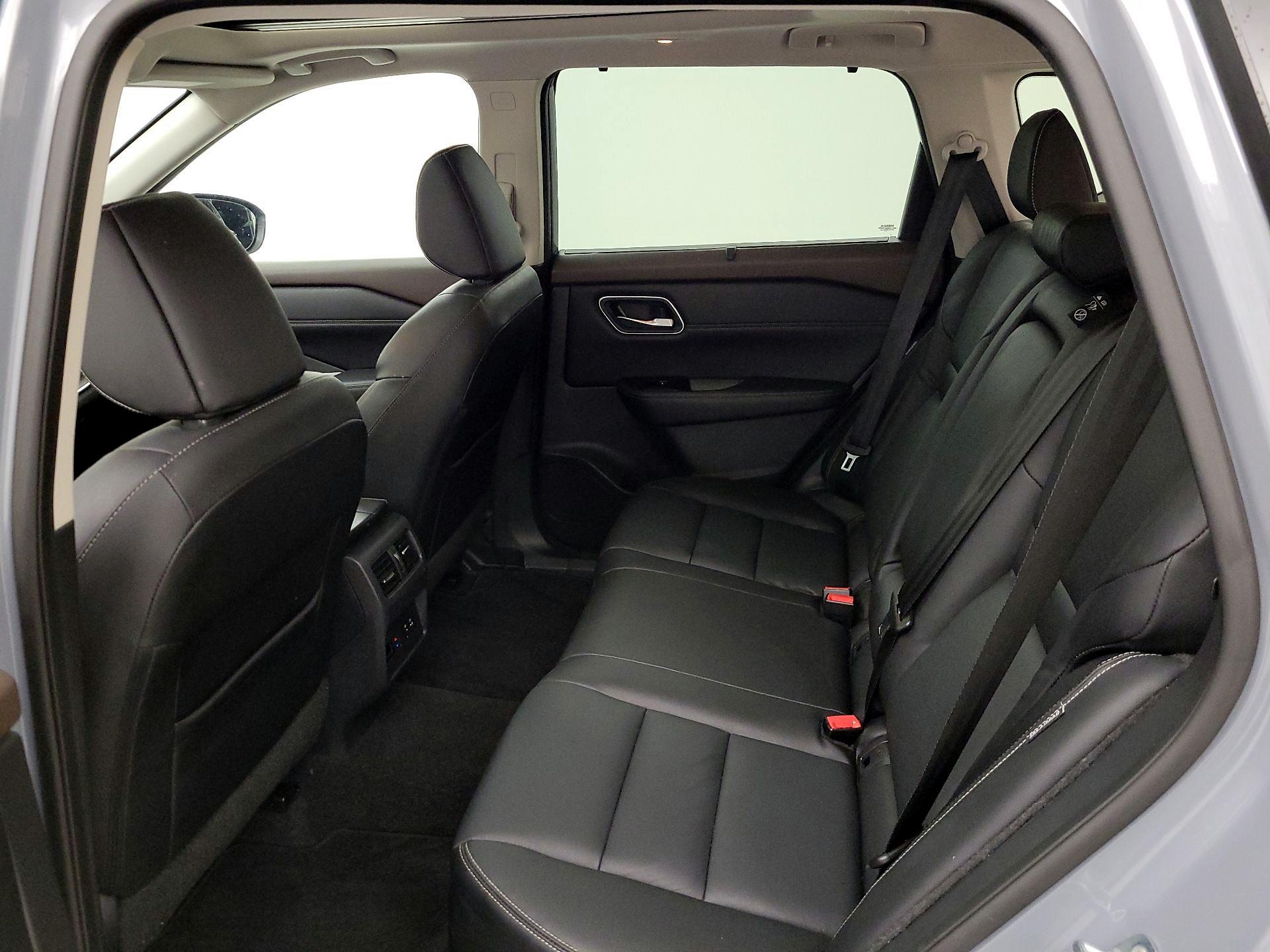 Thumbnail: 2021 Nissan Rogue - 20