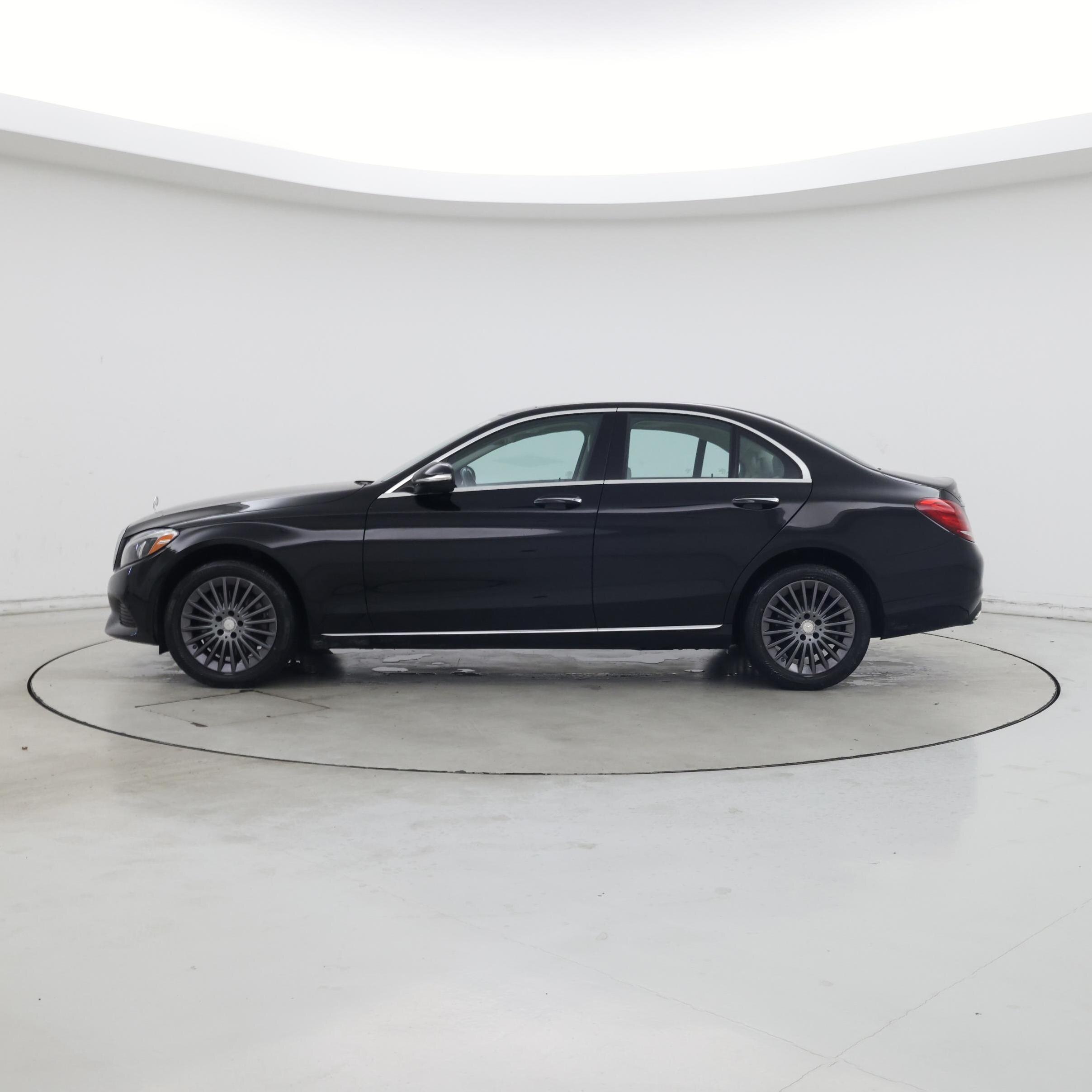 Thumbnail: 2015 Mercedes-Benz C-Class - 3