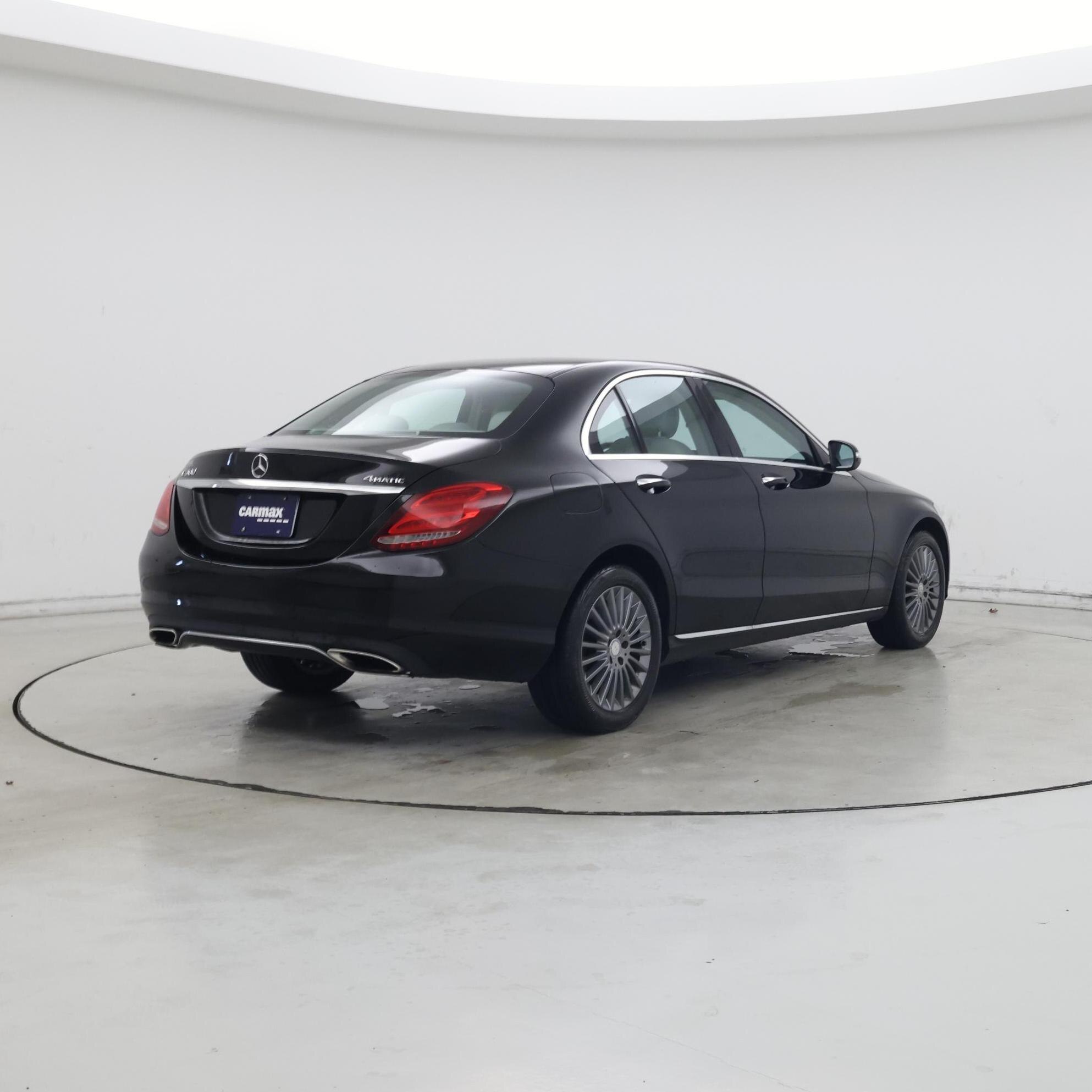 Thumbnail: 2015 Mercedes-Benz C-Class - 8