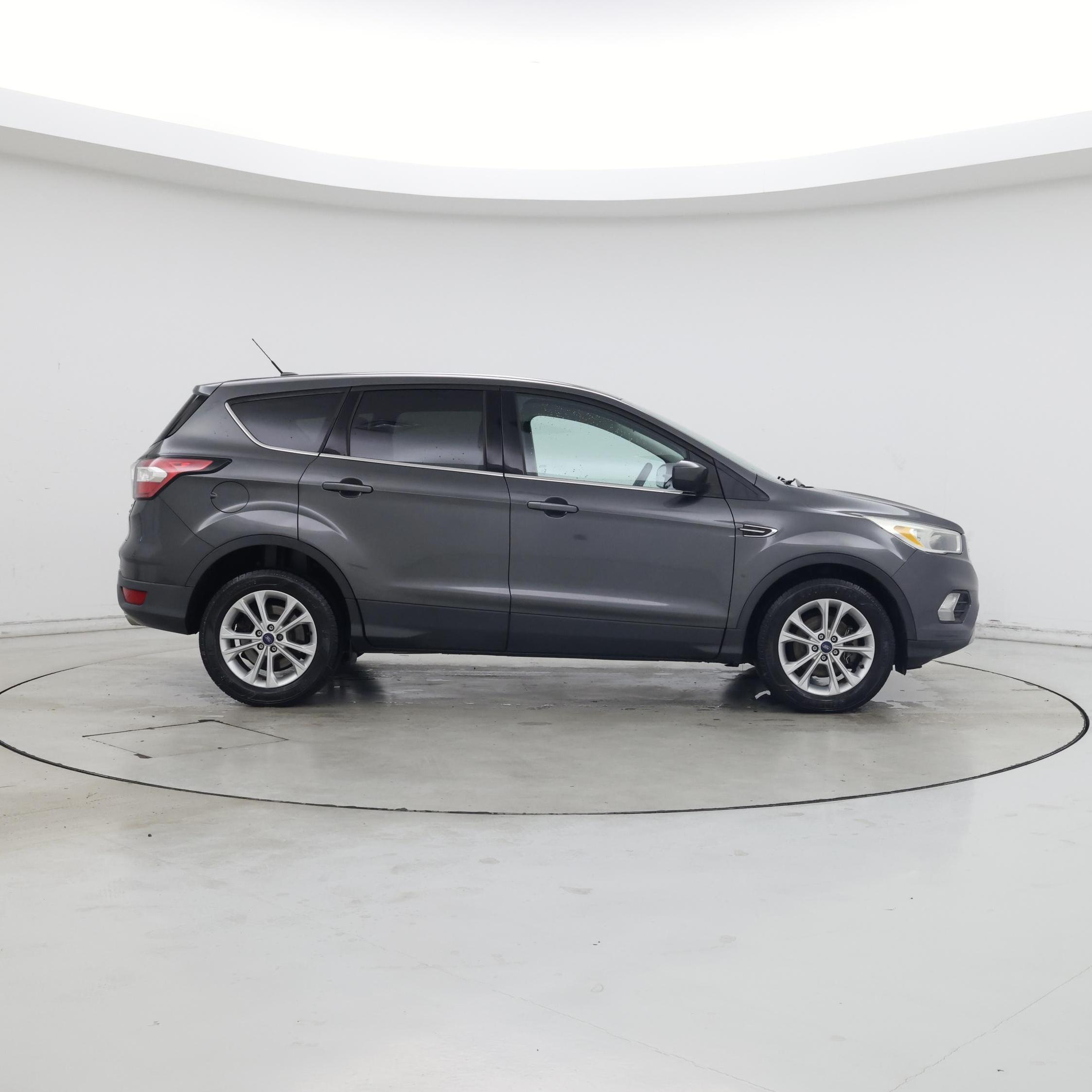 Thumbnail: 2017 Ford Escape - 7