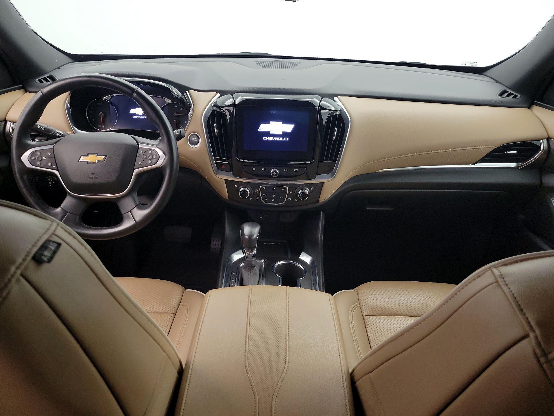 Thumbnail: 2022 Chevrolet Traverse - 9