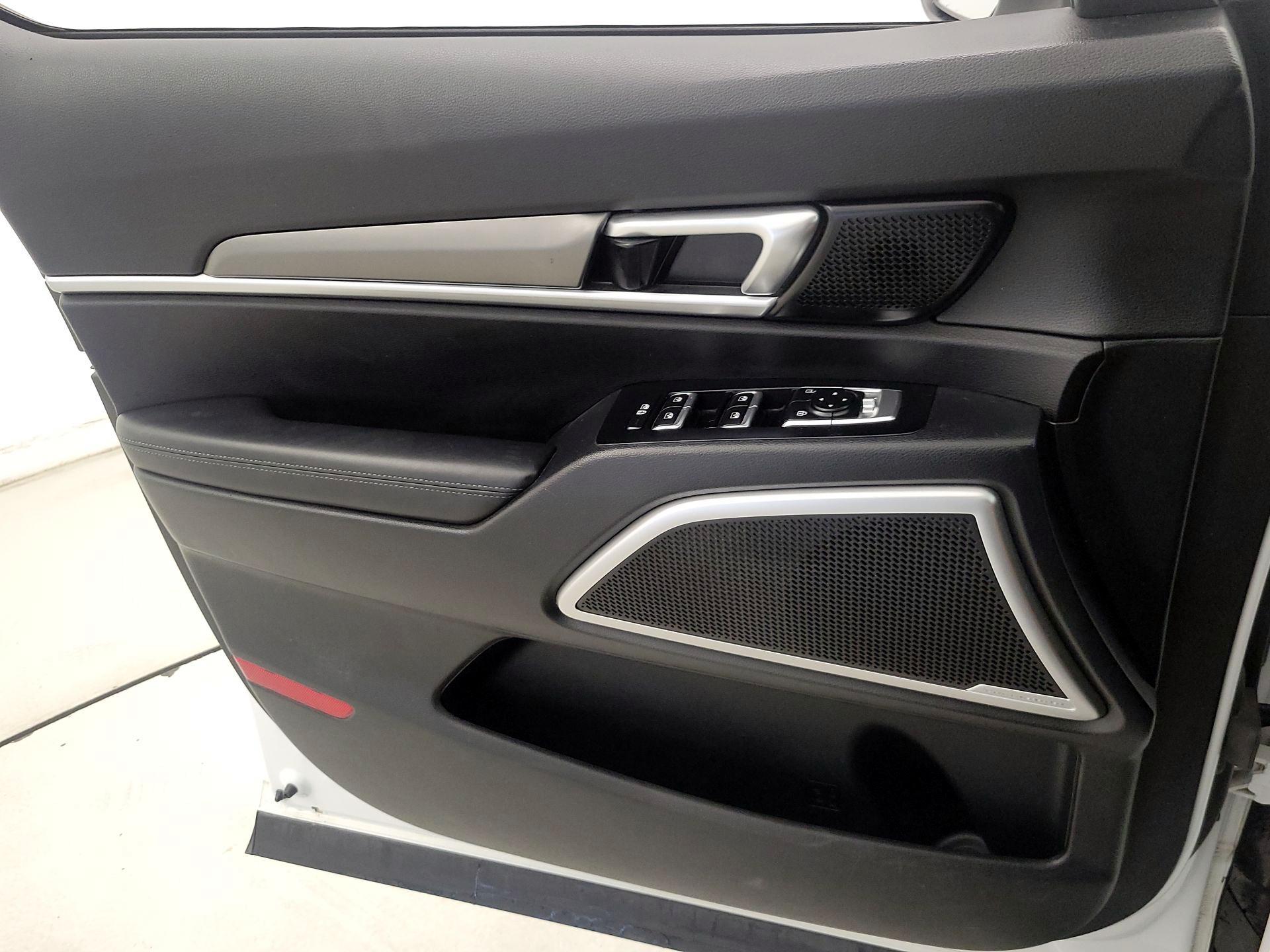 Thumbnail: 2020 Kia Telluride - 12