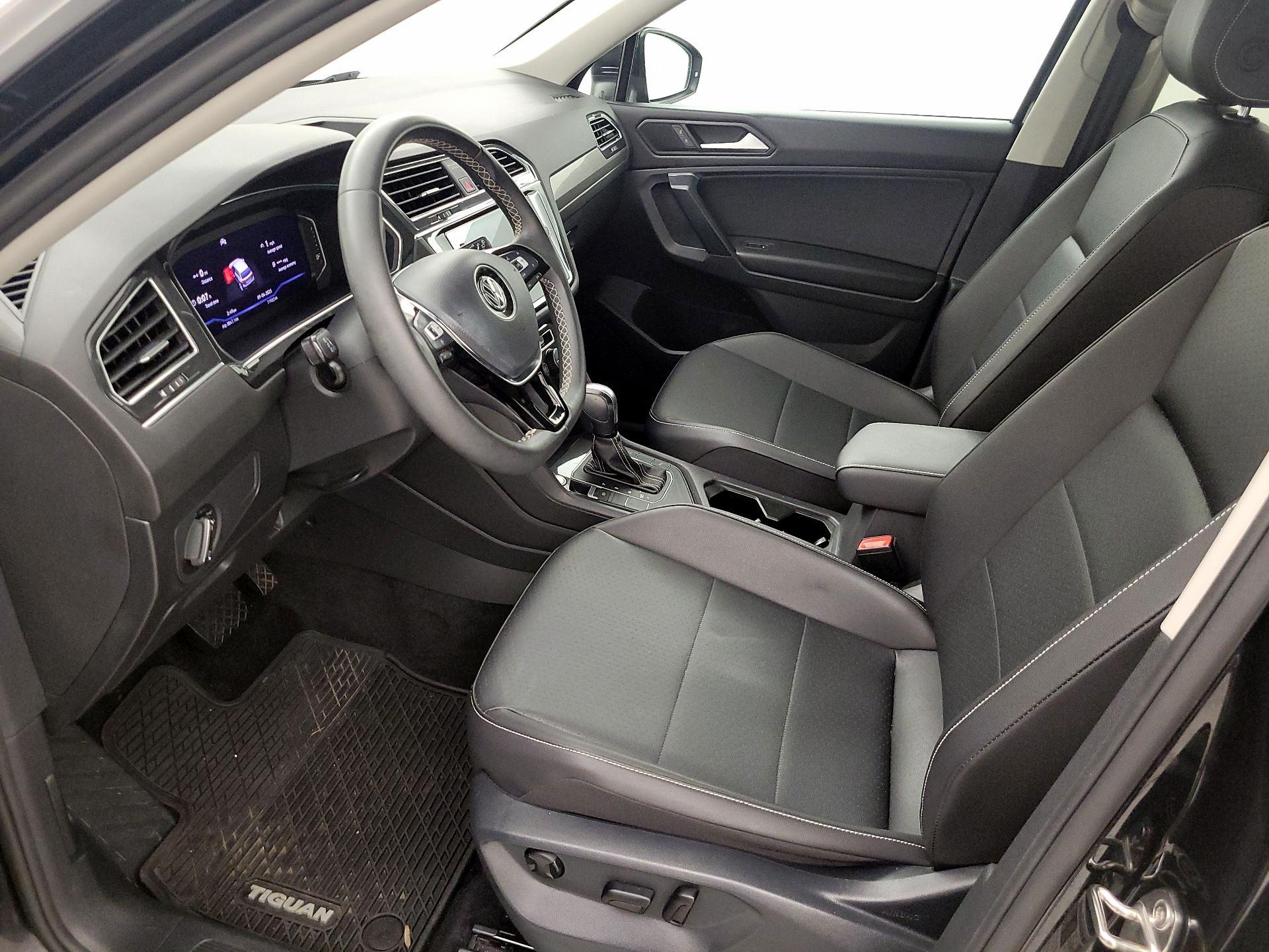 Thumbnail: 2021 Volkswagen Tiguan - 11
