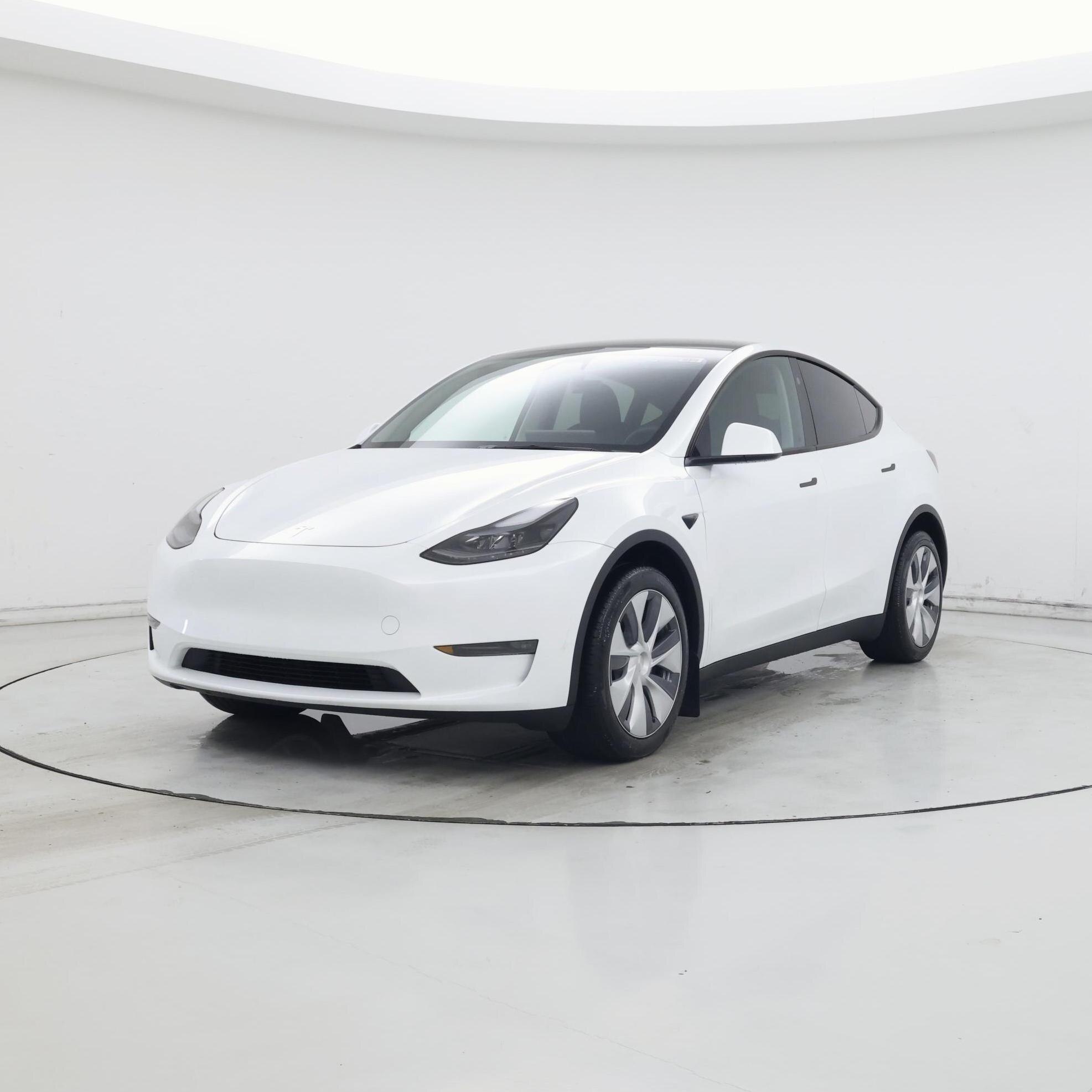 Thumbnail: 2024 Tesla Model Y - 4