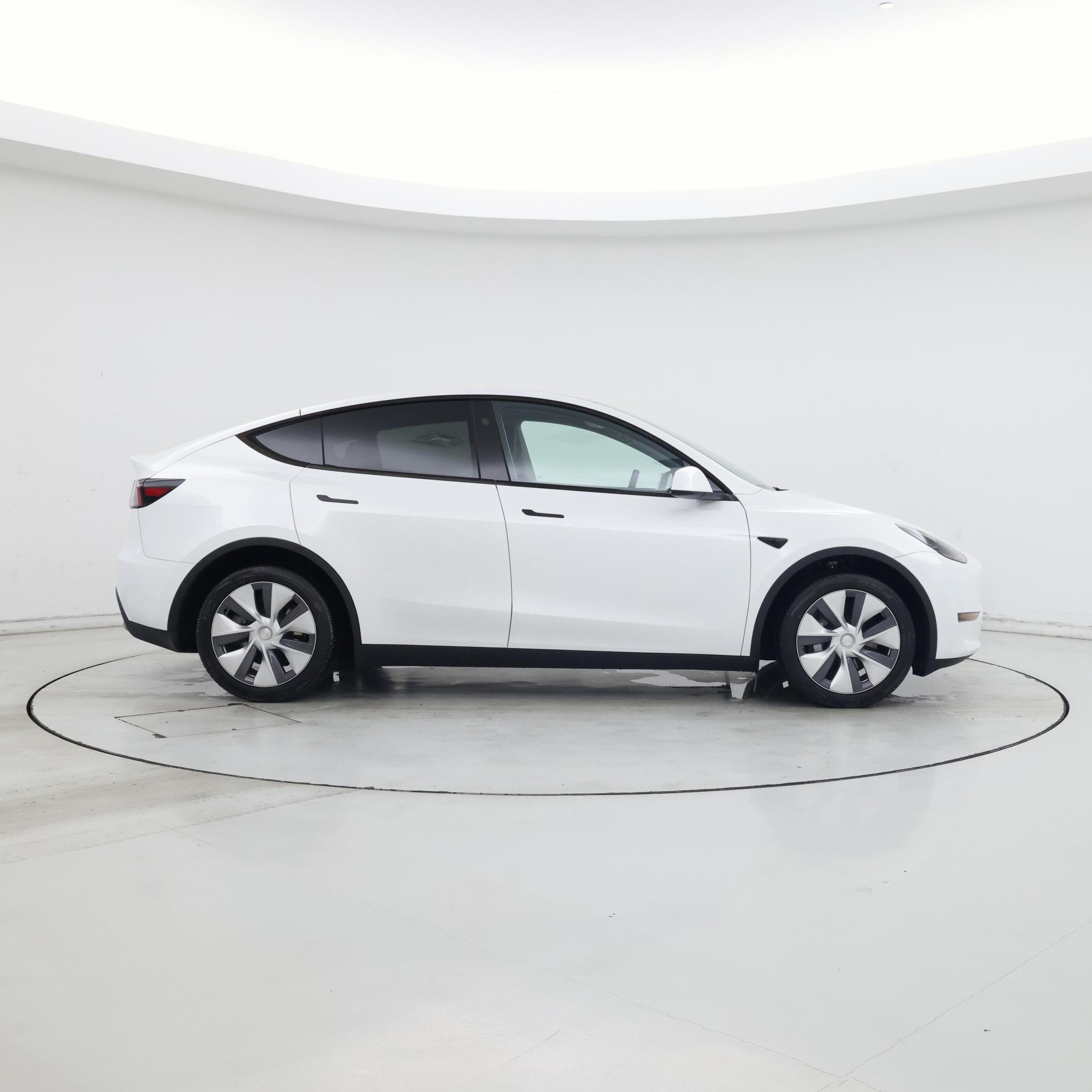 Thumbnail: 2024 Tesla Model Y - 7