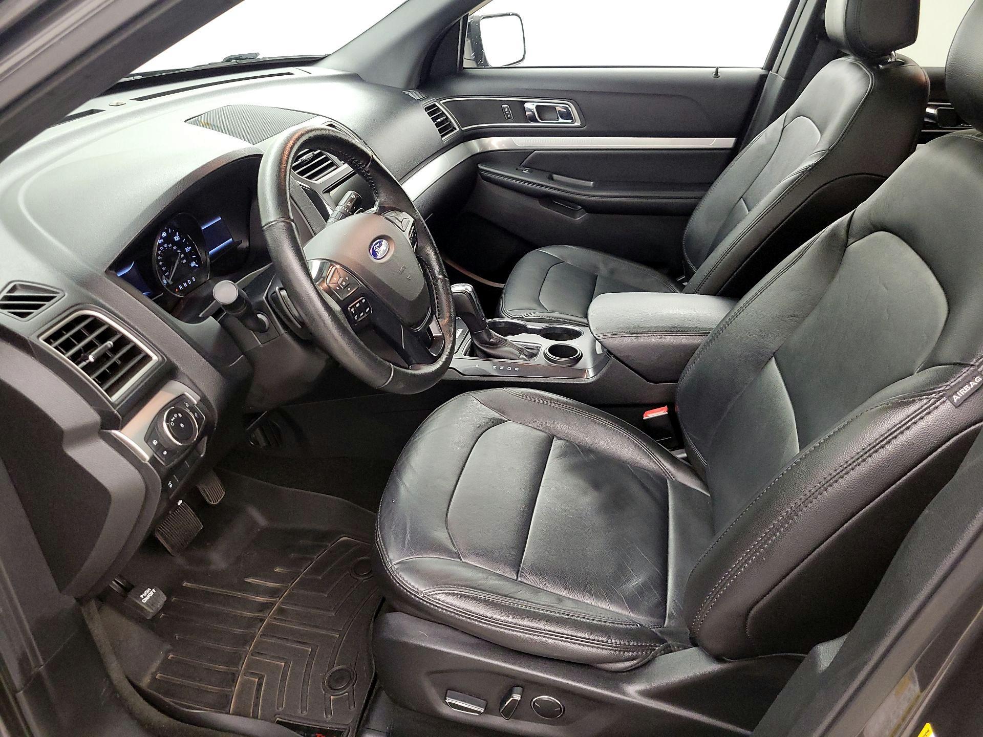 Thumbnail: 2017 Ford Explorer - 11