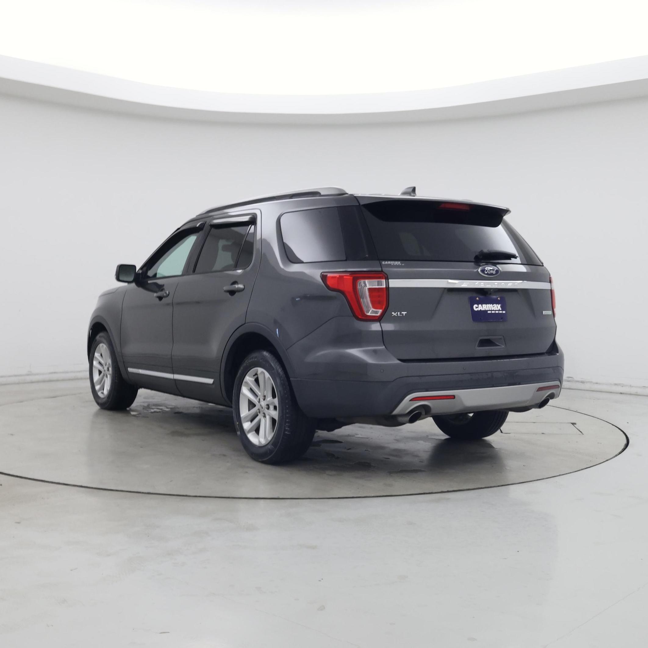 Thumbnail: 2017 Ford Explorer - 2