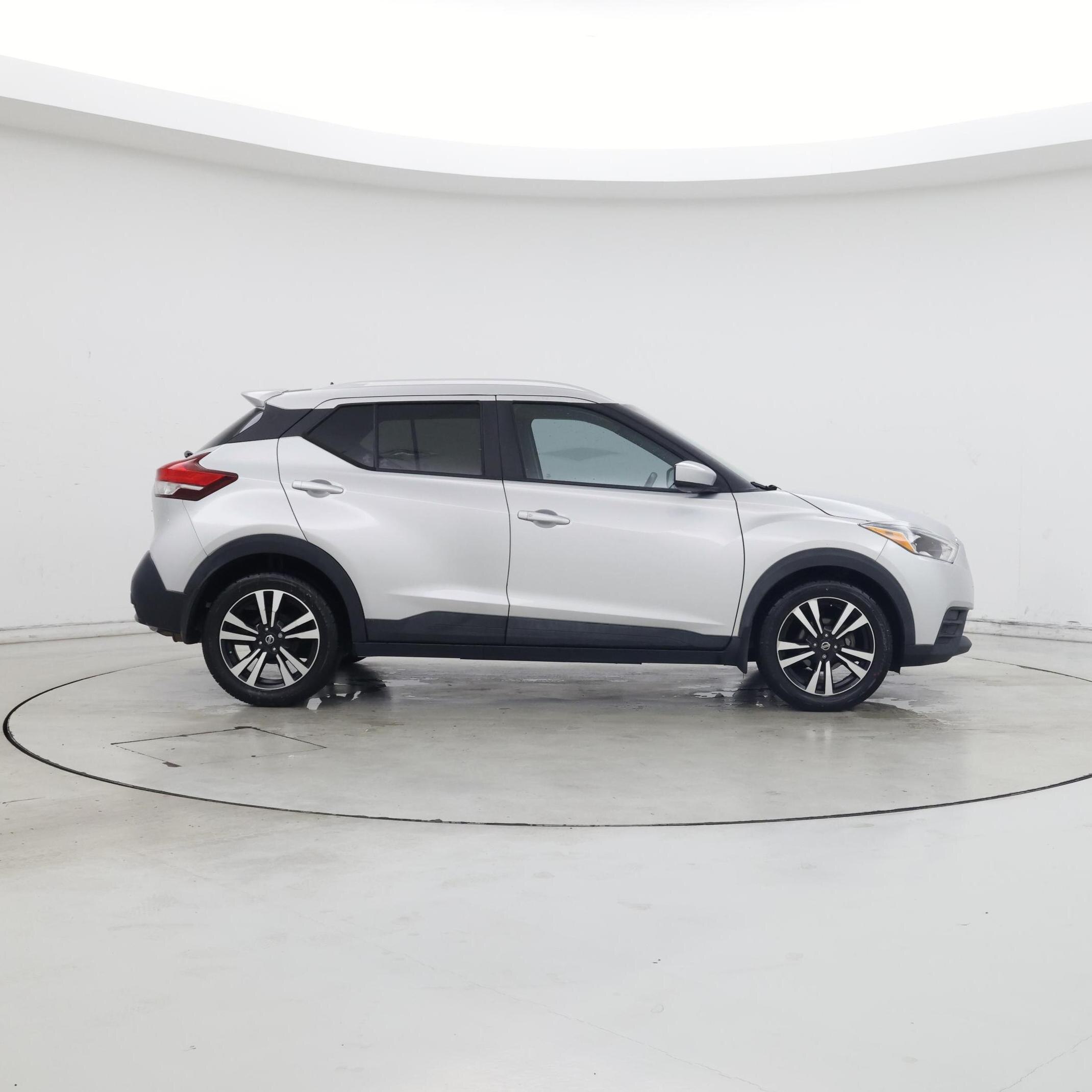 Thumbnail: 2019 Nissan Kicks - 7