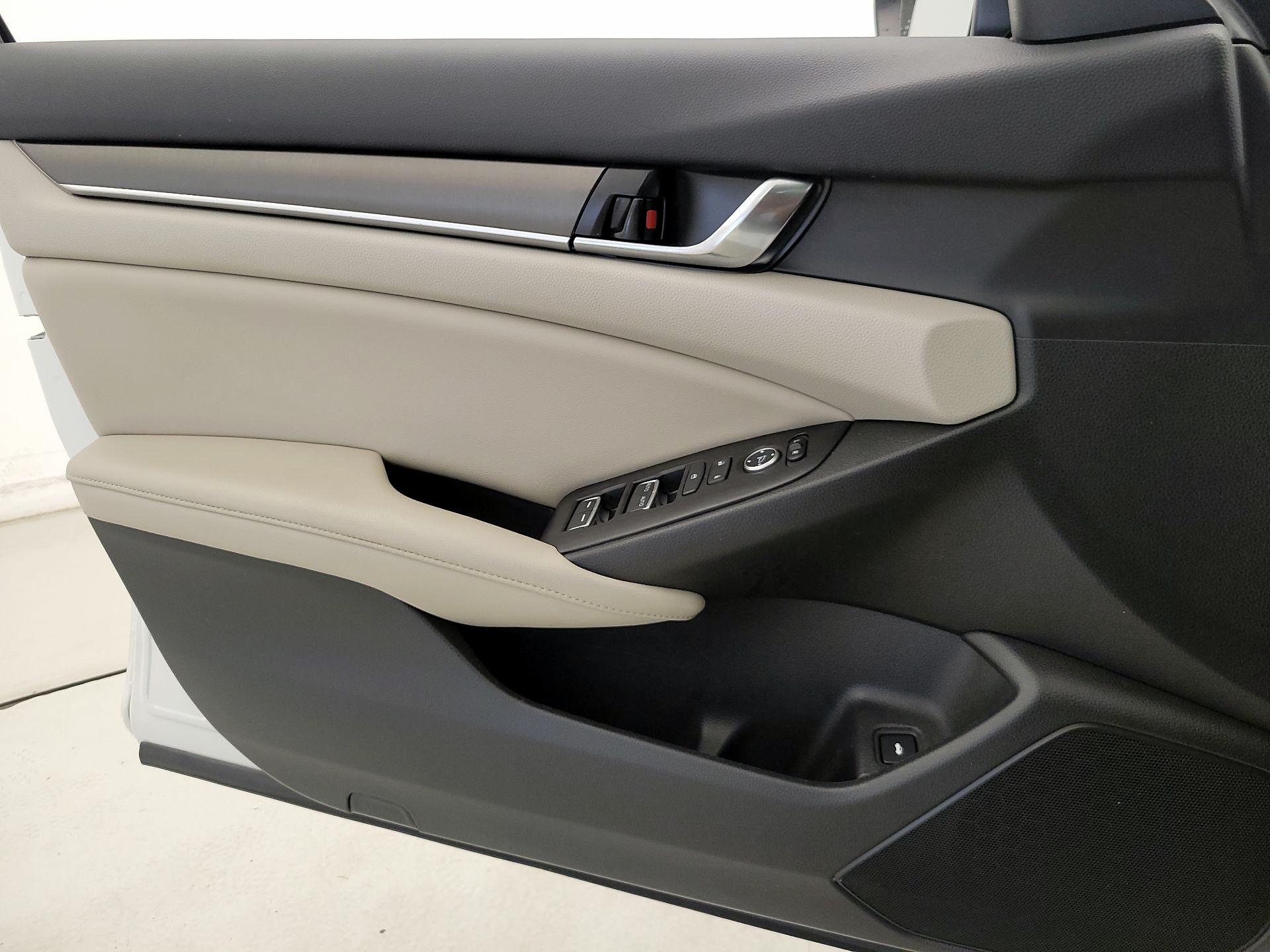 Thumbnail: 2022 Honda Accord - 12