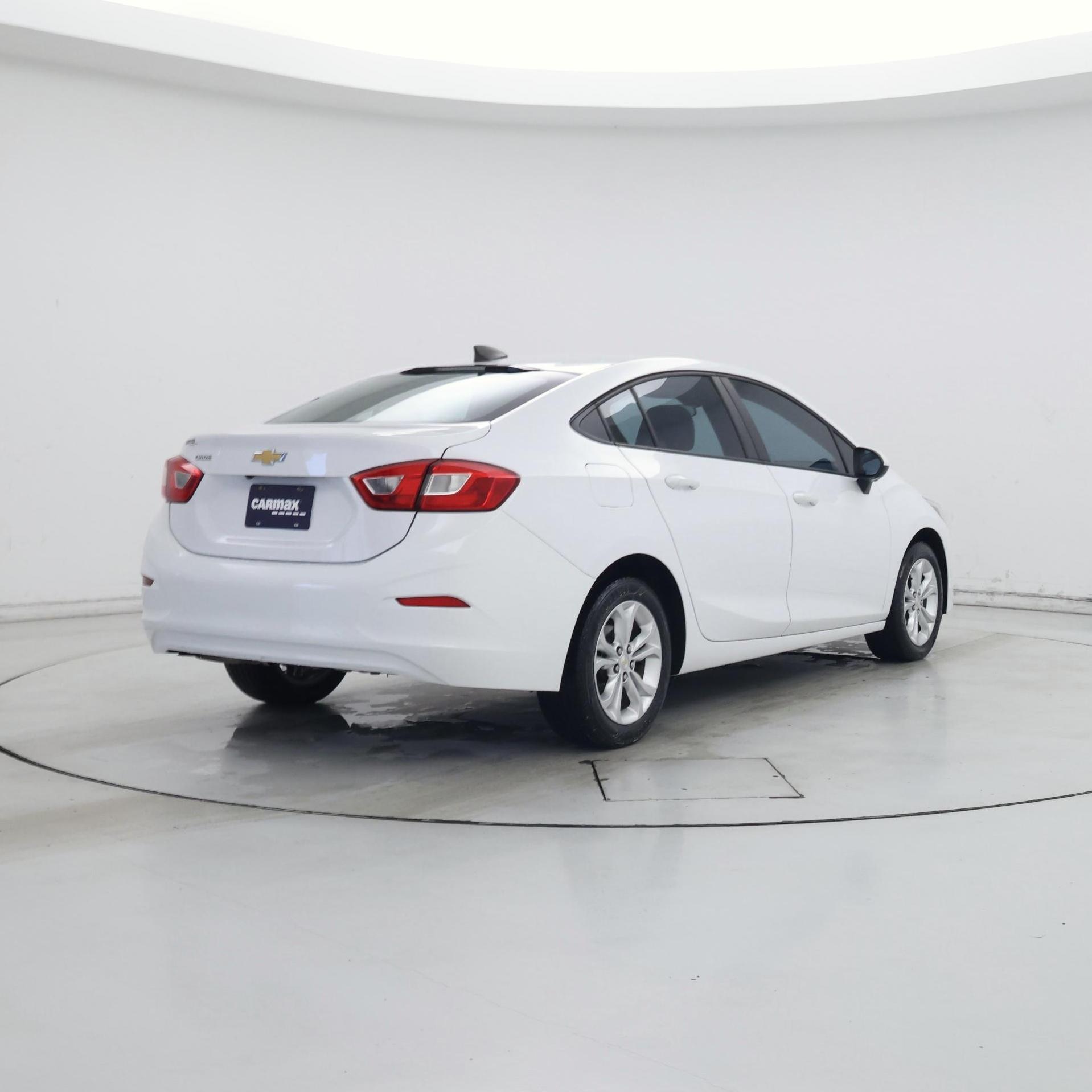 Thumbnail: 2019 Chevrolet Cruze - 8